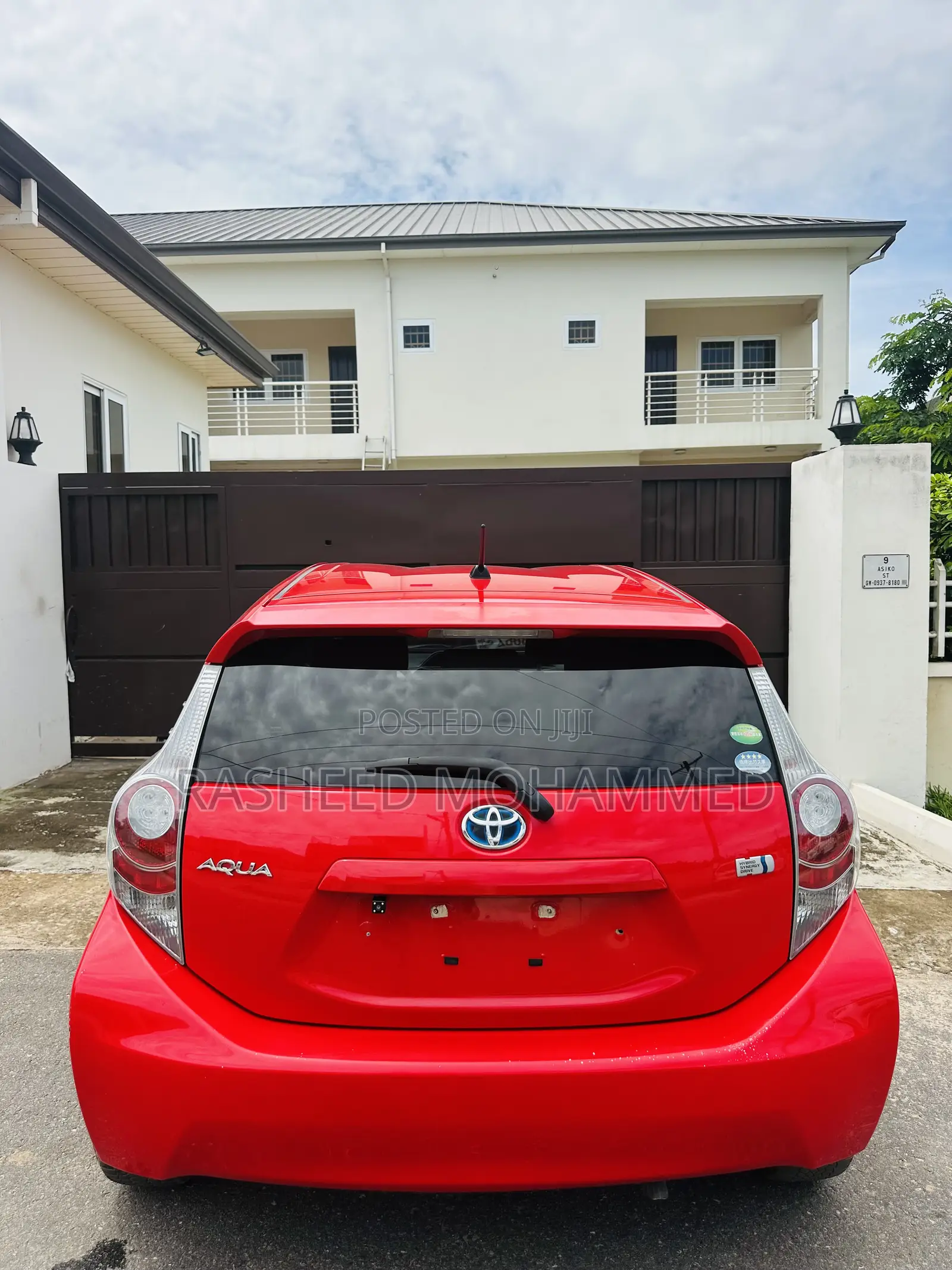 Toyota Aqua 2014 Red