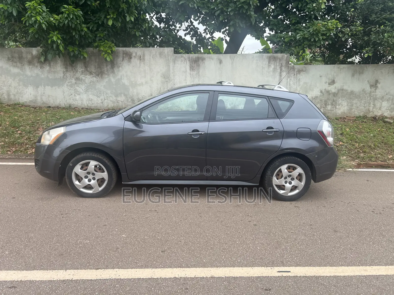 Pontiac Vibe 2010 Gray