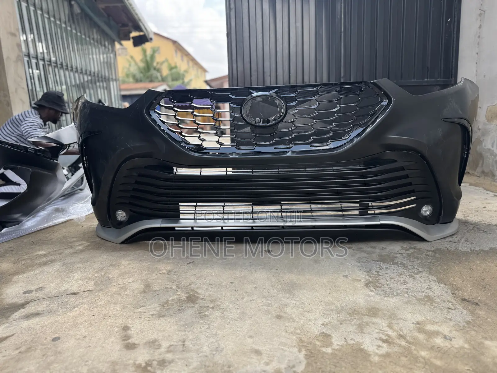 Toyota Highlander 2020-2023 Front Bumper Complete Available