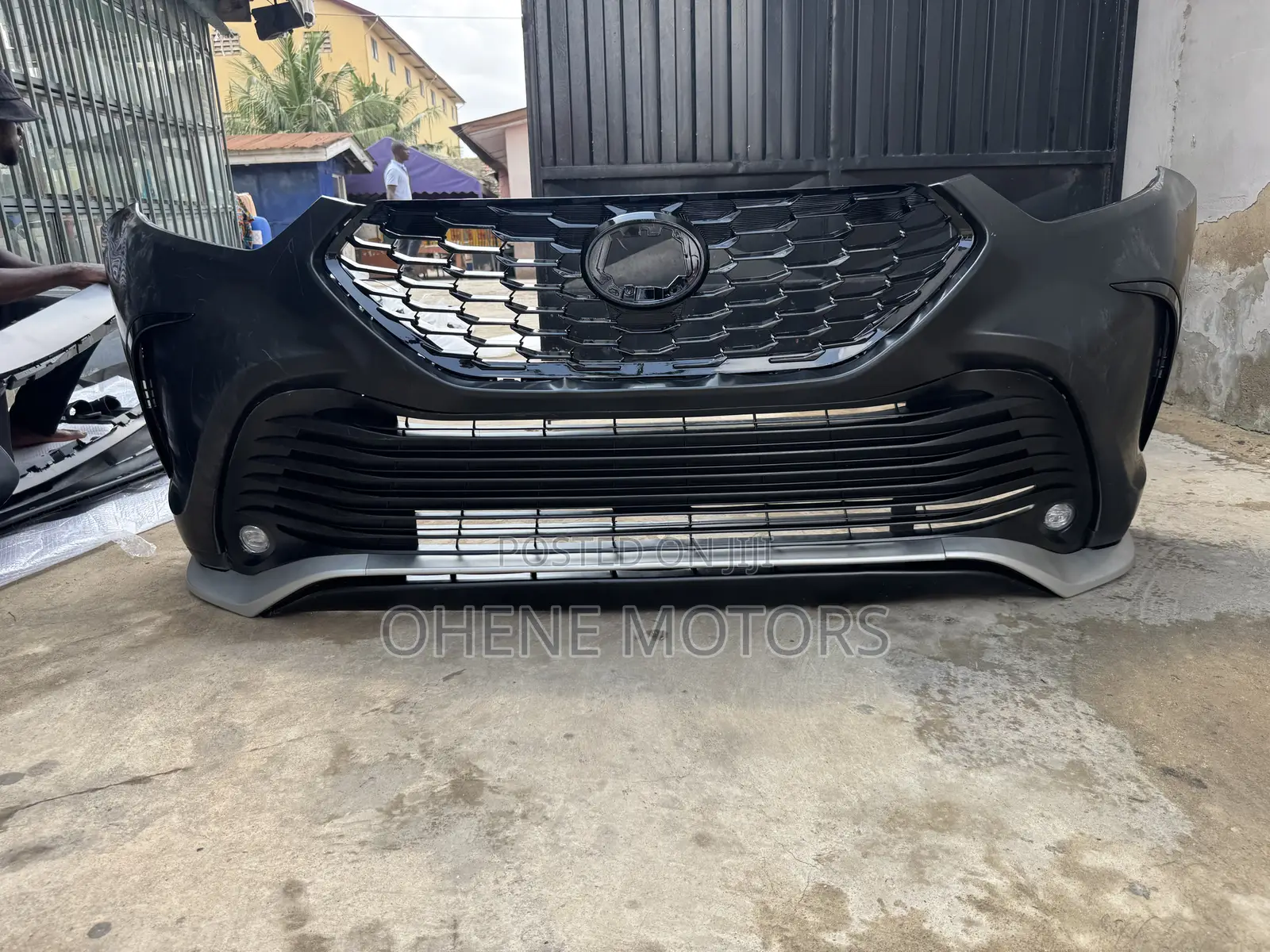 Toyota Highlander 2020-2023 Front Bumper Complete Available