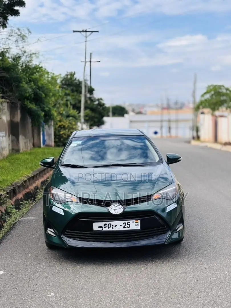 Toyota Corolla 2016 Green