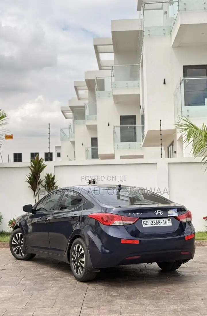 Hyundai Elantra GLS Sedan FWD (1.8L 4cyl 6A) 2013 Blue