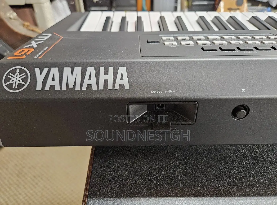 Yamaha Mx61 (Motif) + Free Bag