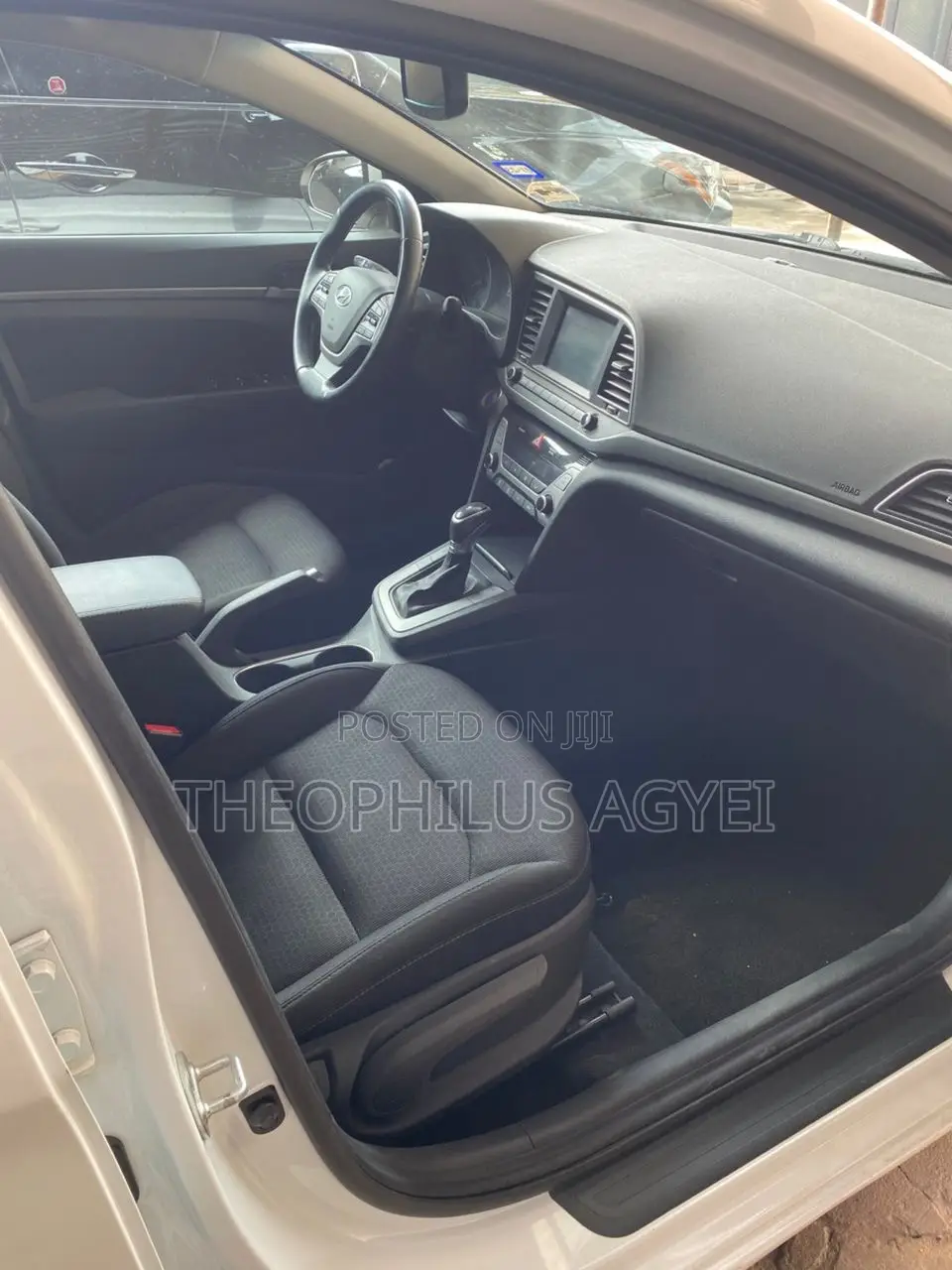 Hyundai Elantra SEL 2018 White