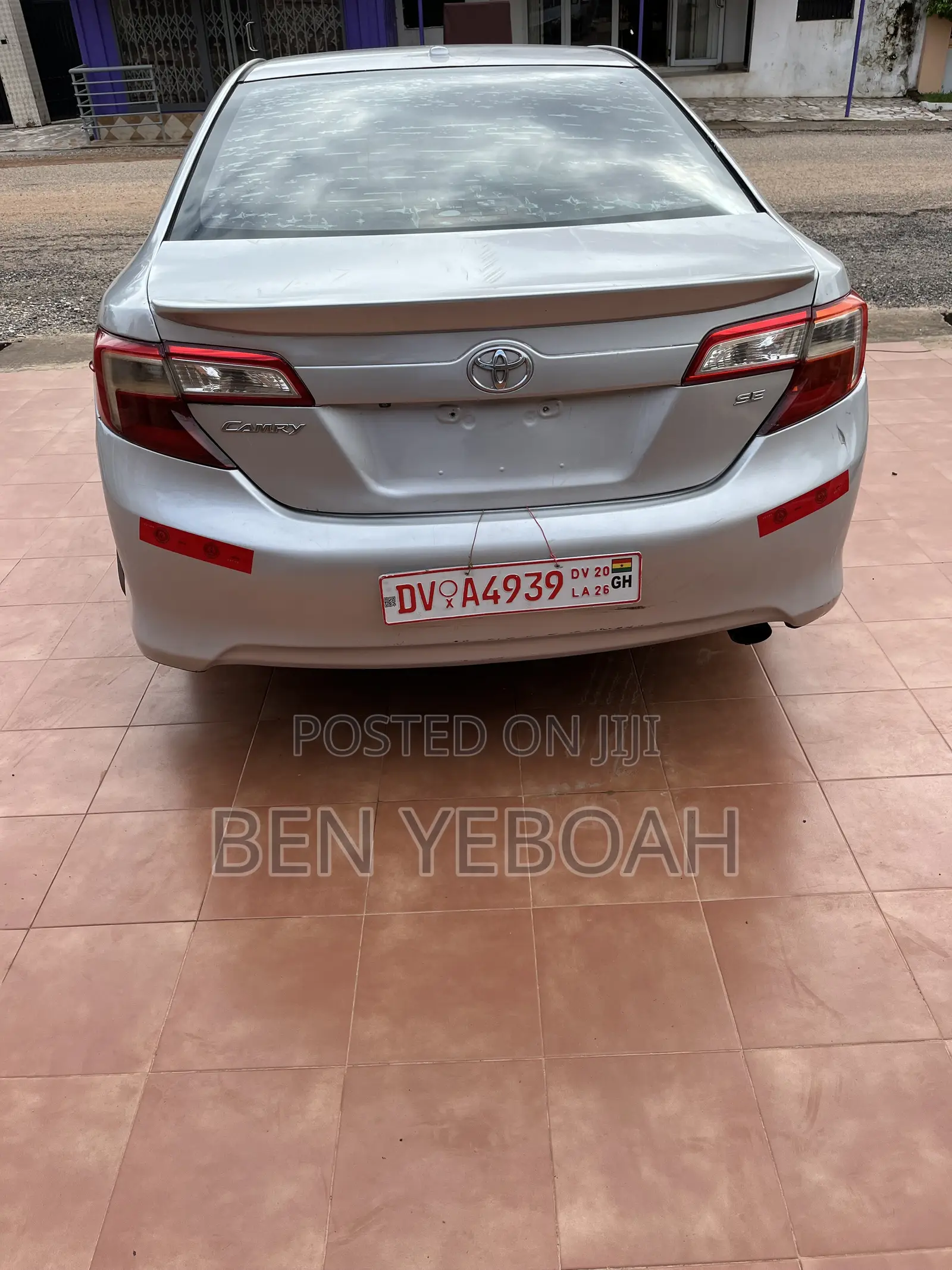 Toyota Camry SE 4dr Sedan (2.5L 4cyl 6A) 2013 Silver