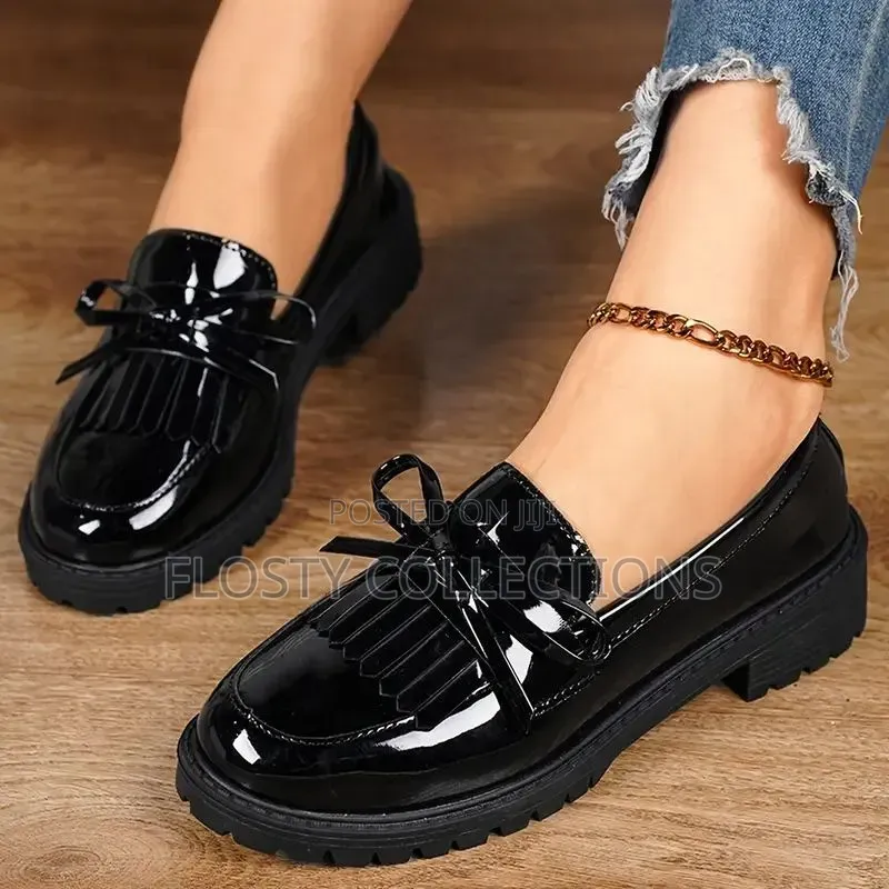 Quality Flat Shoe Size 37 to 42