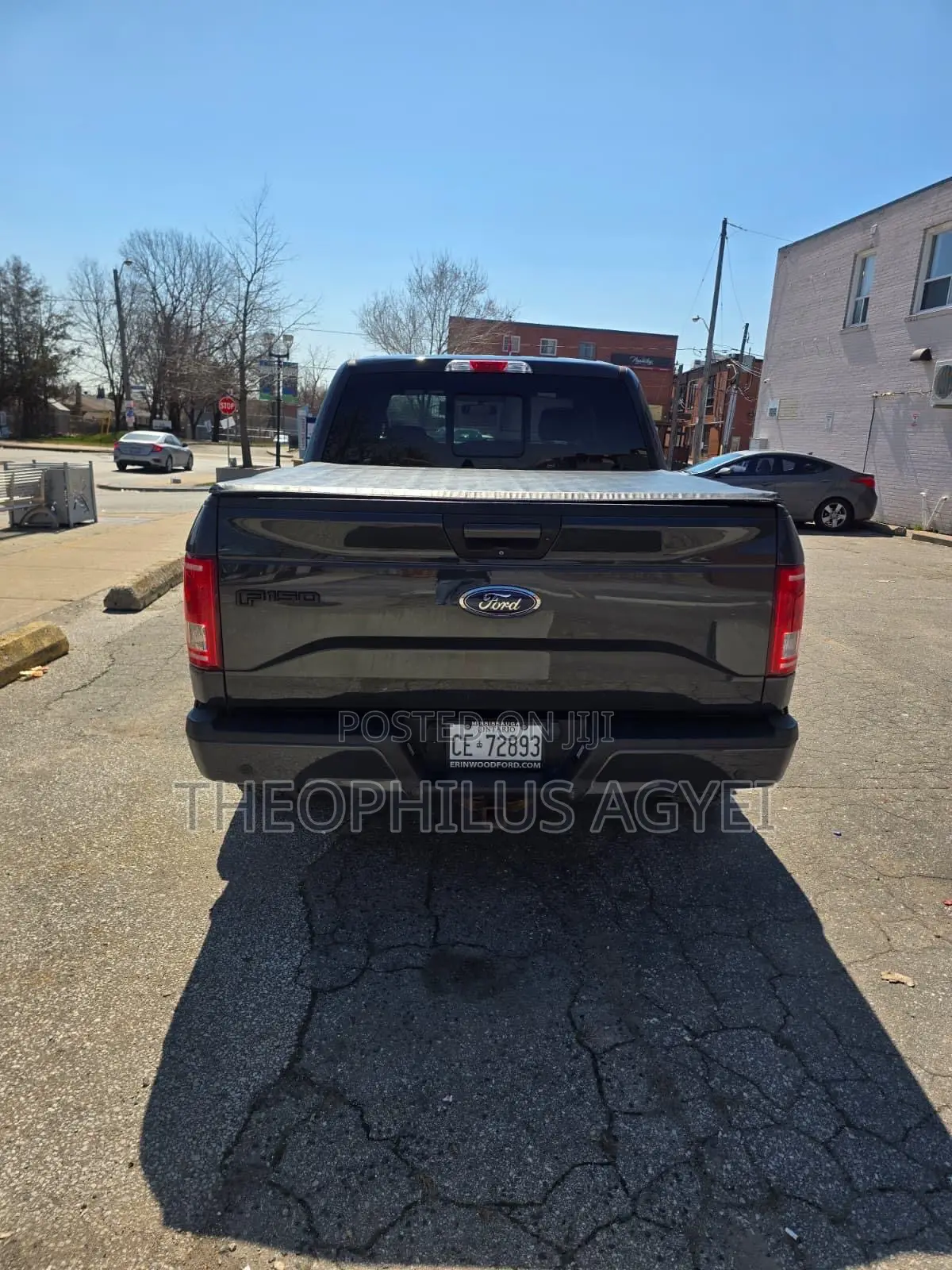Ford F-150 XL 4x2 SuperCab Styleside 6.5 ft. box 145 in. WB 2016 Gray