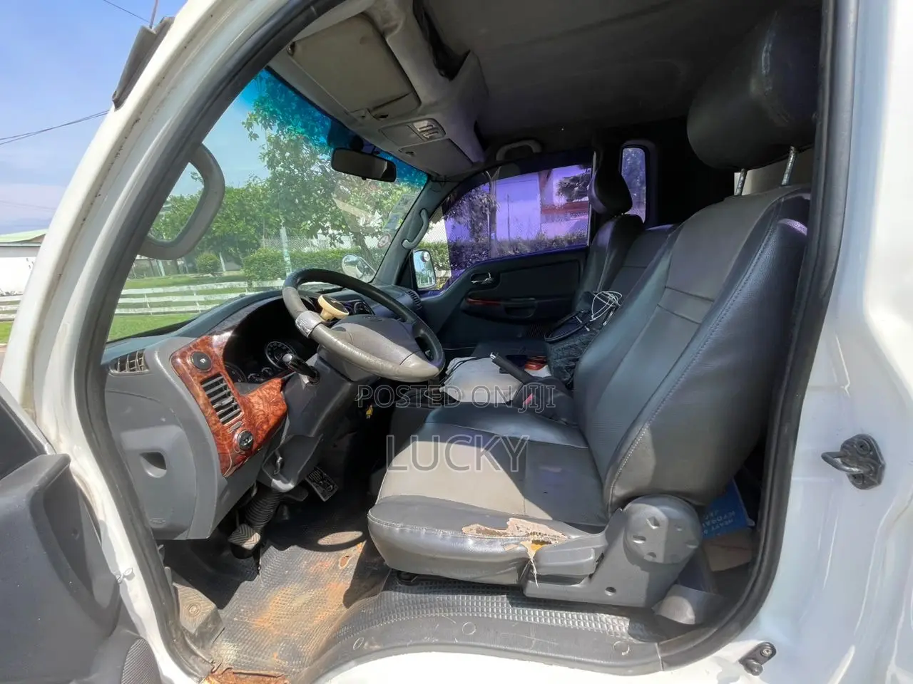 Kia Bongo 2012 White