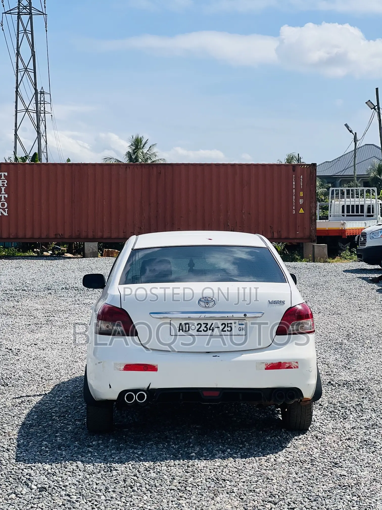 Toyota Yaris 2011 White