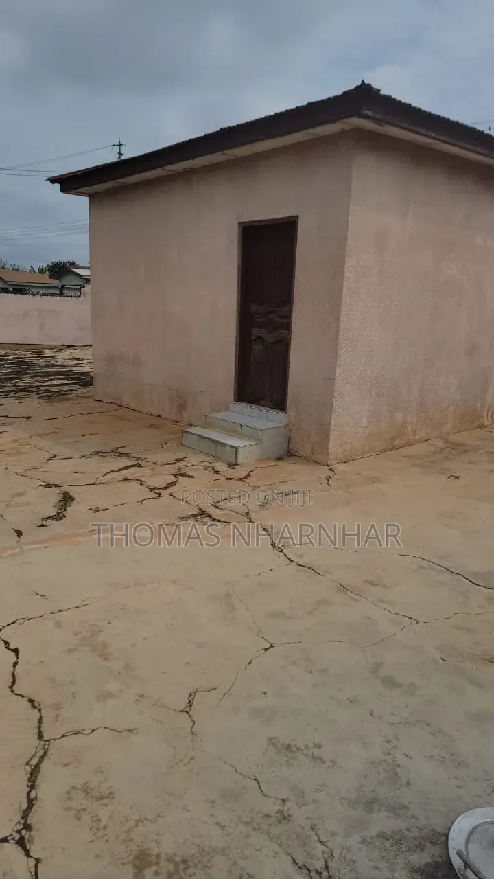 Furnished 5bdrm House in Ben Estate, Kumasi Metropolitan for sale