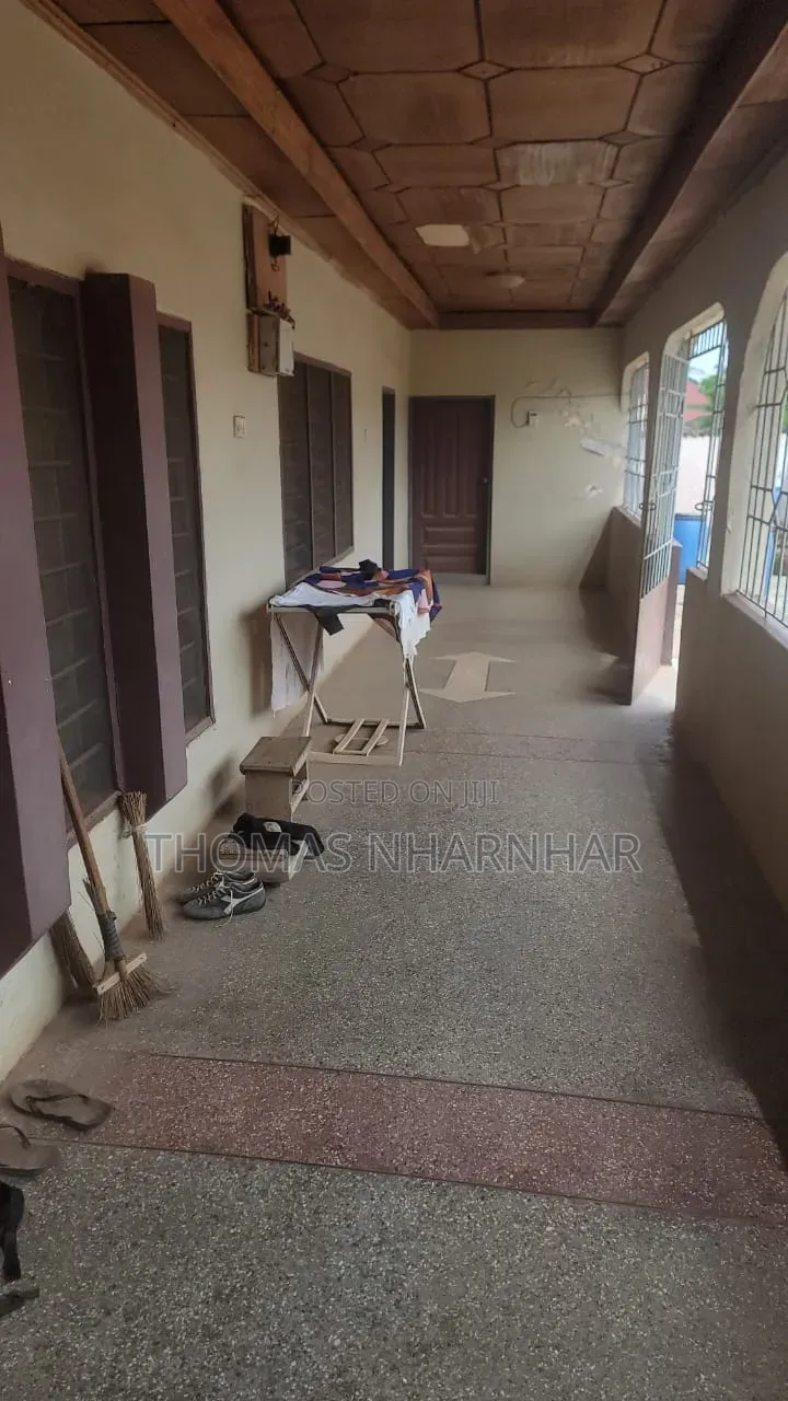 Furnished 5bdrm House in Ben Estate, Kumasi Metropolitan for sale