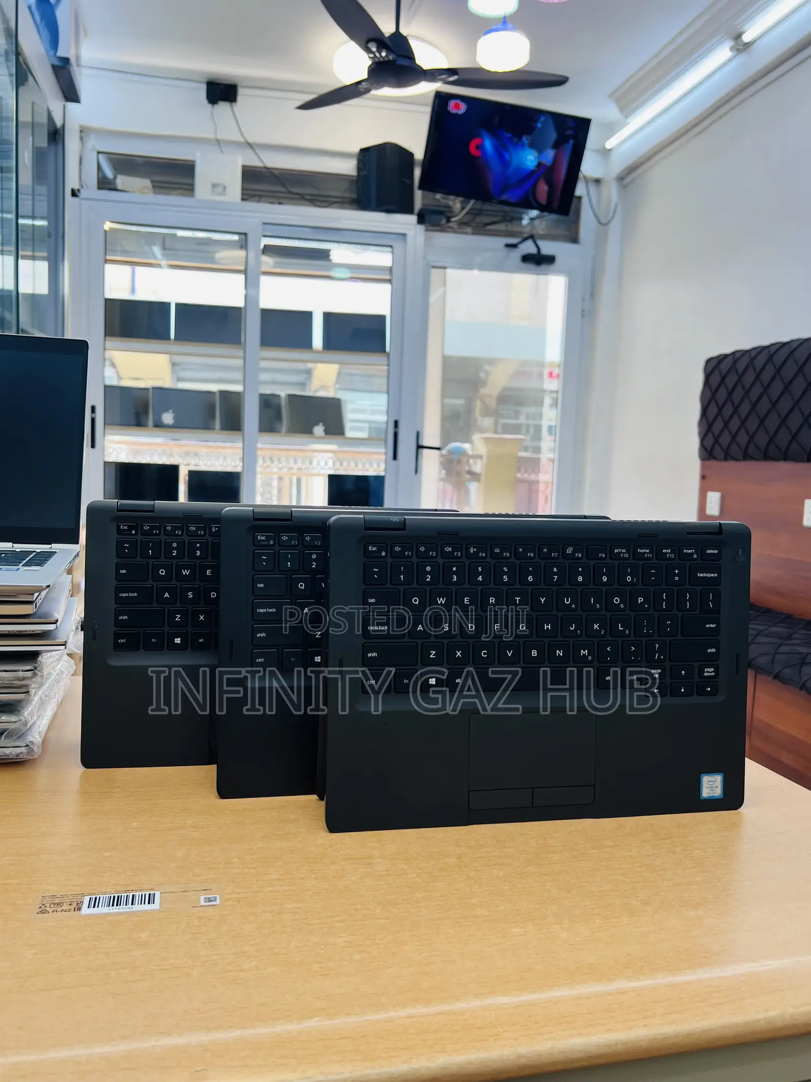 Laptop Dell Latitude 5300 8GB Intel Core i5 SSHD (Hybrid) 256GB