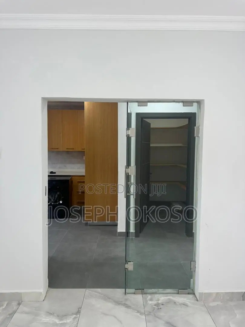 3bdrm Apartment in Little Rock Dzorwulu for rent