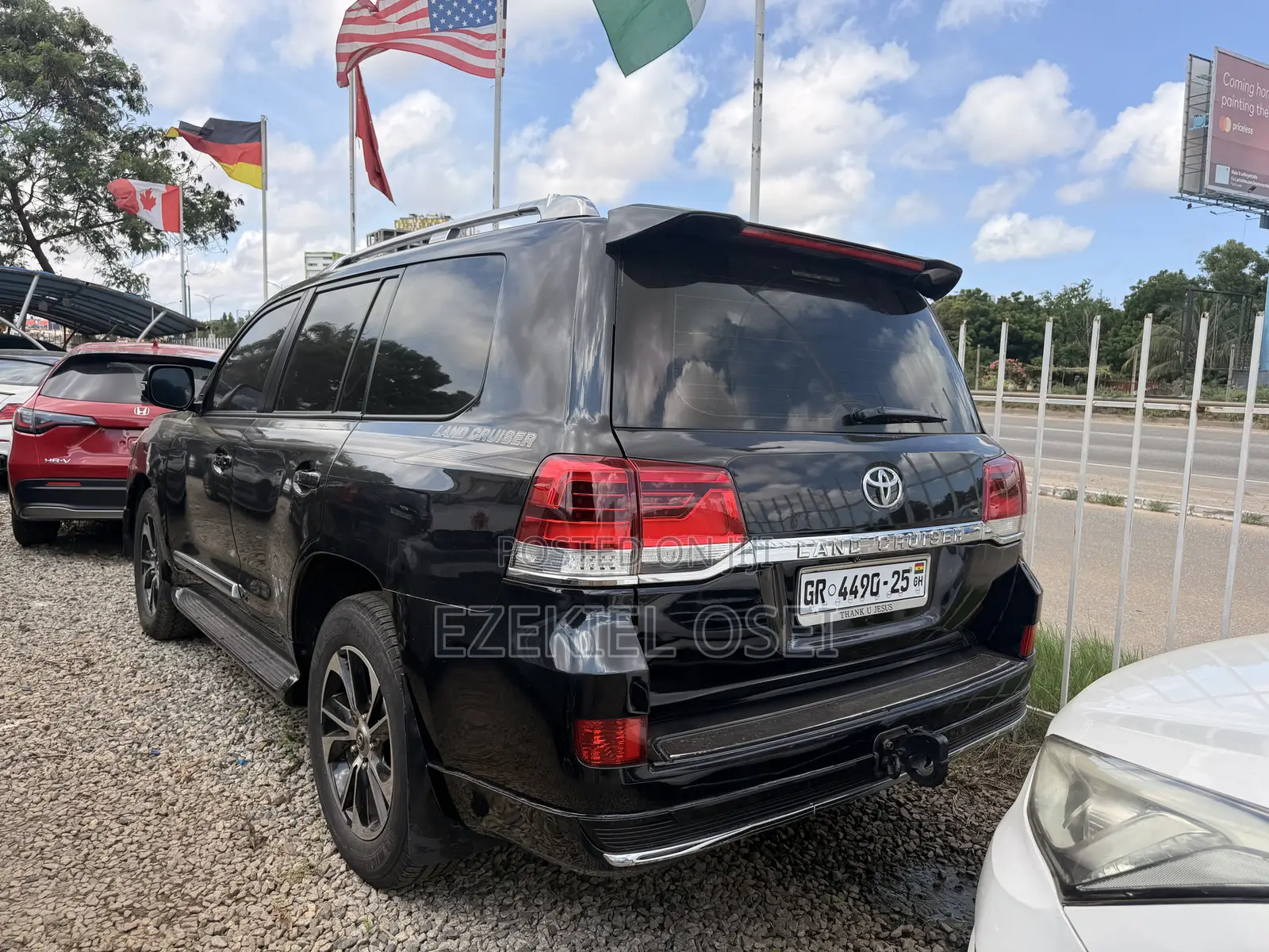 Toyota Land Cruiser 5.7 V8 2013 Black
