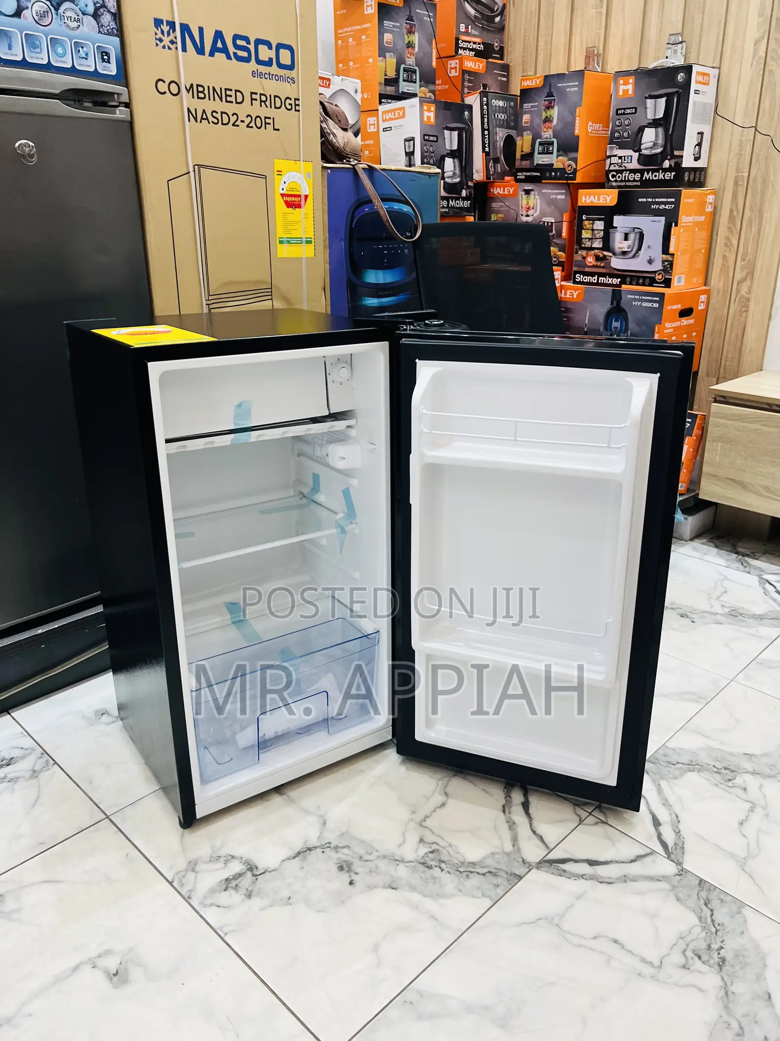 Premium Pearl Single Door Table Top Refrigerator(Black) 