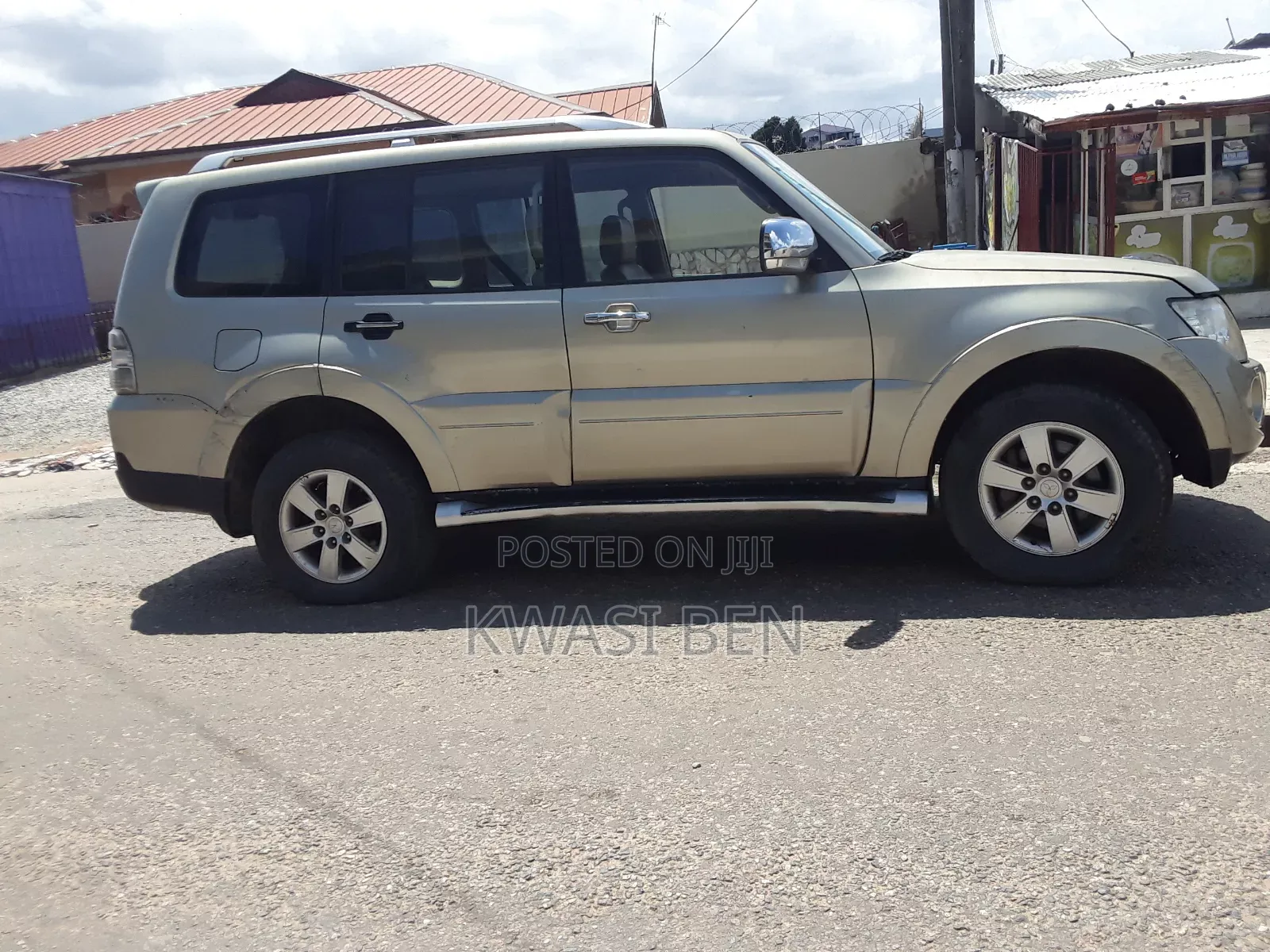 Mitsubishi Pajero 2007 Gold