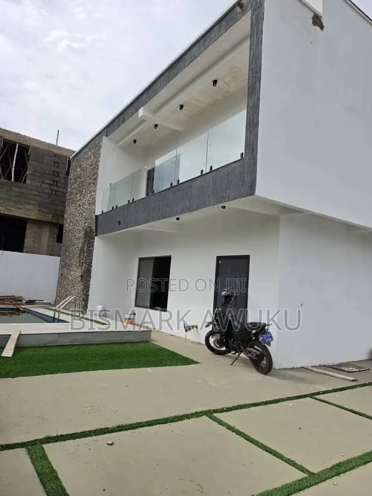 4bdrm House in East Legon for sale
