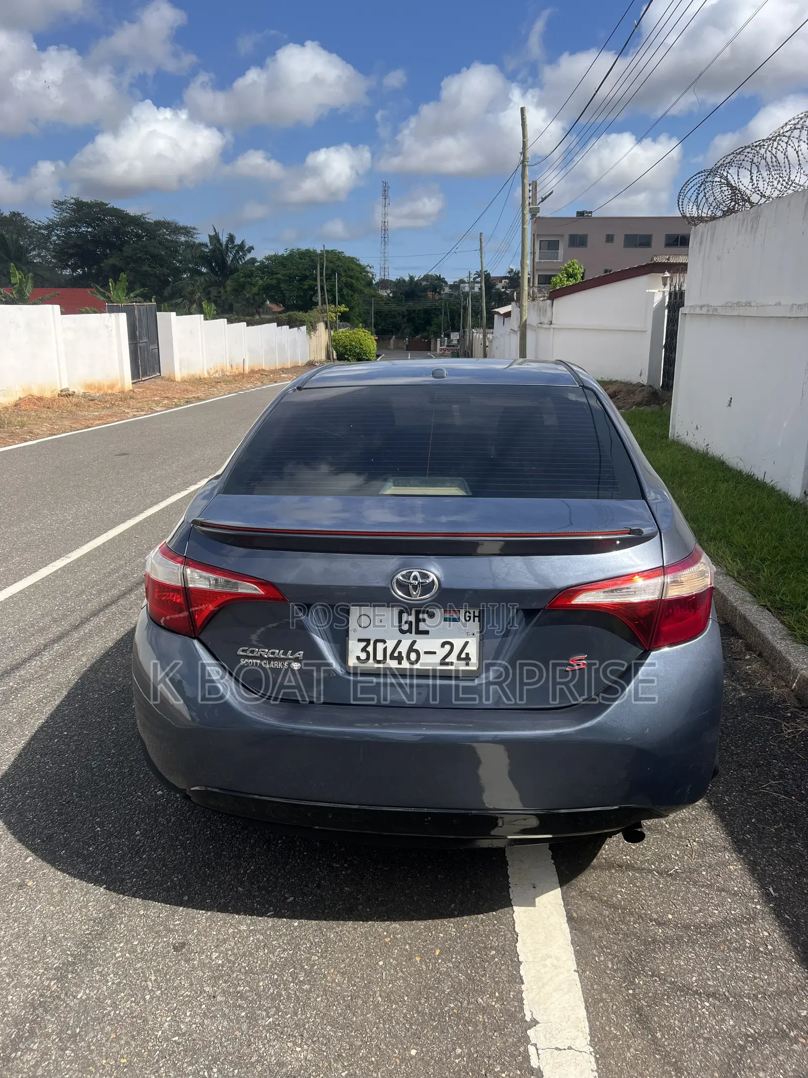 Toyota Corolla S 4dr Sedan (1.8L 4cyl CVT) 2016