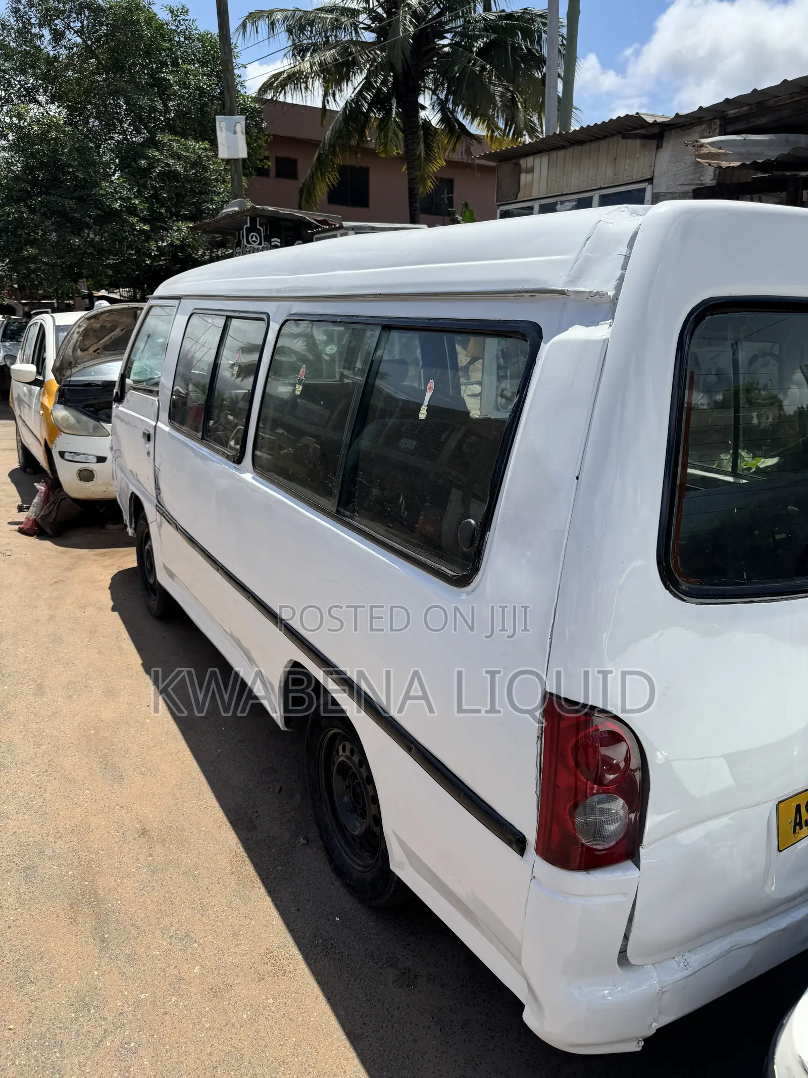 Hyundai H-100 2004 White