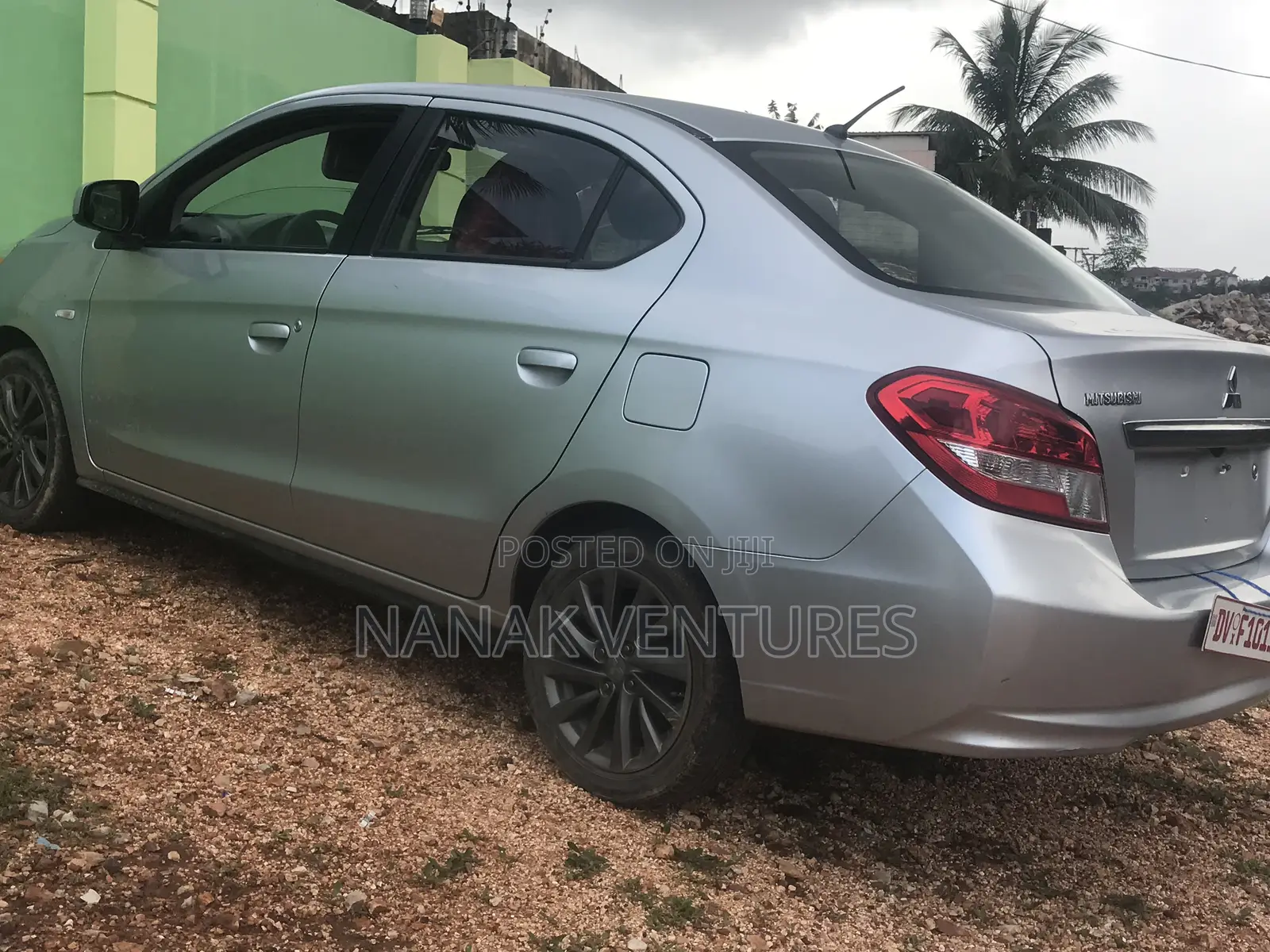 Mitsubishi Mirage SE 2020 Silver