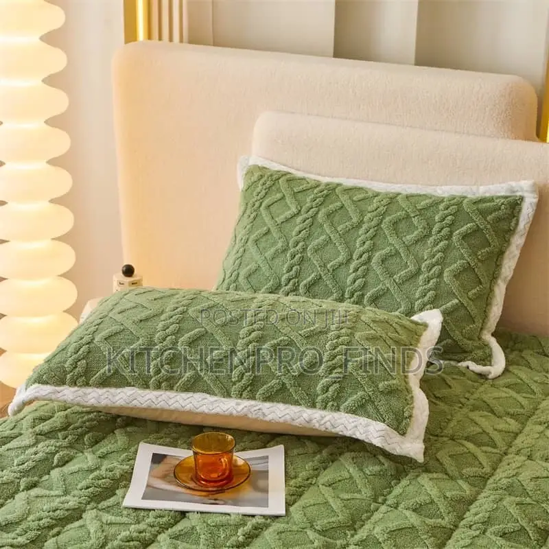 Fluffy Bed Cover (2pillow Case)
