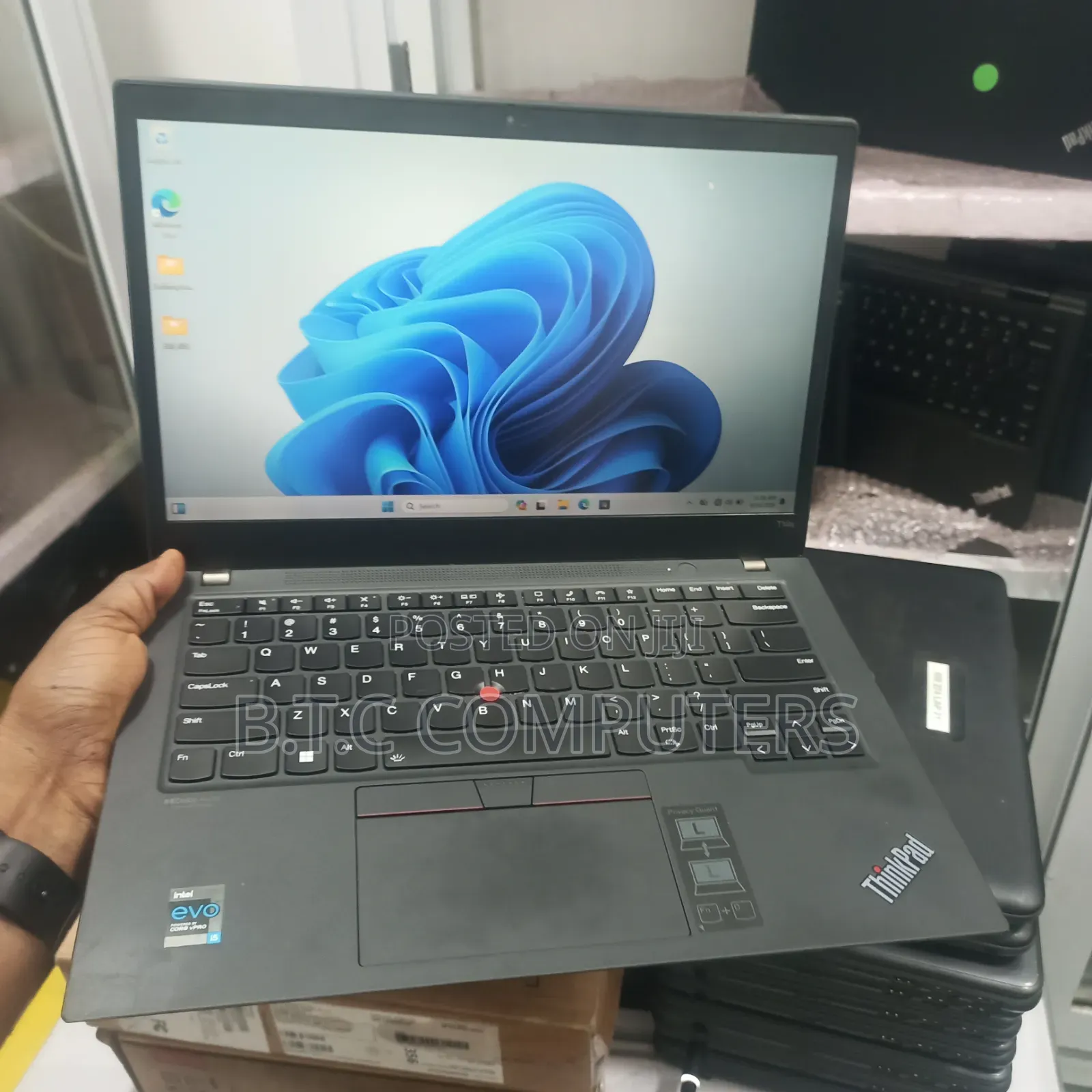 Laptop Lenovo ThinkPad T14s Gen 2 16GB Intel Core i5 SSD 512GB
