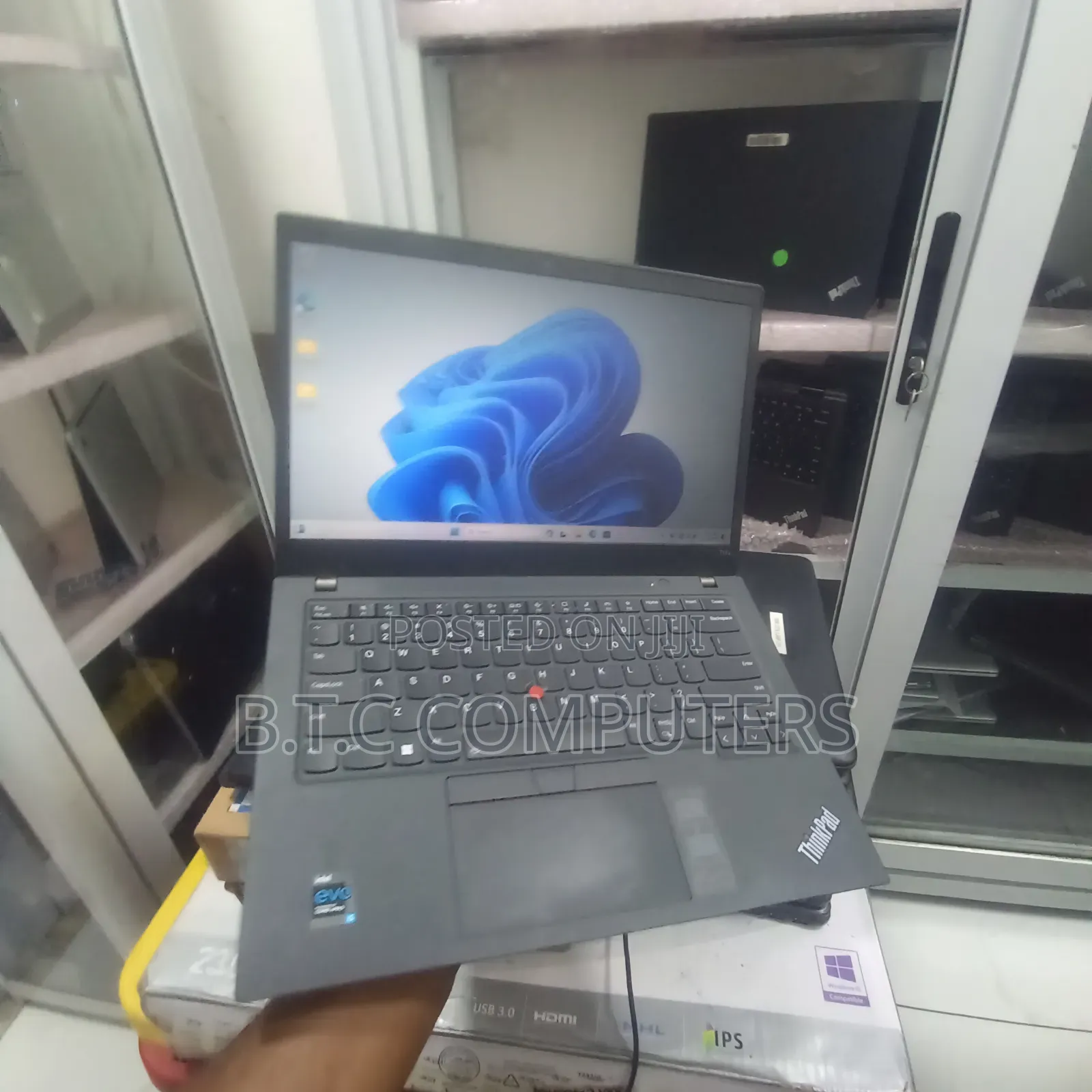 Laptop Lenovo ThinkPad T14s Gen 2 16GB Intel Core i5 SSD 512GB