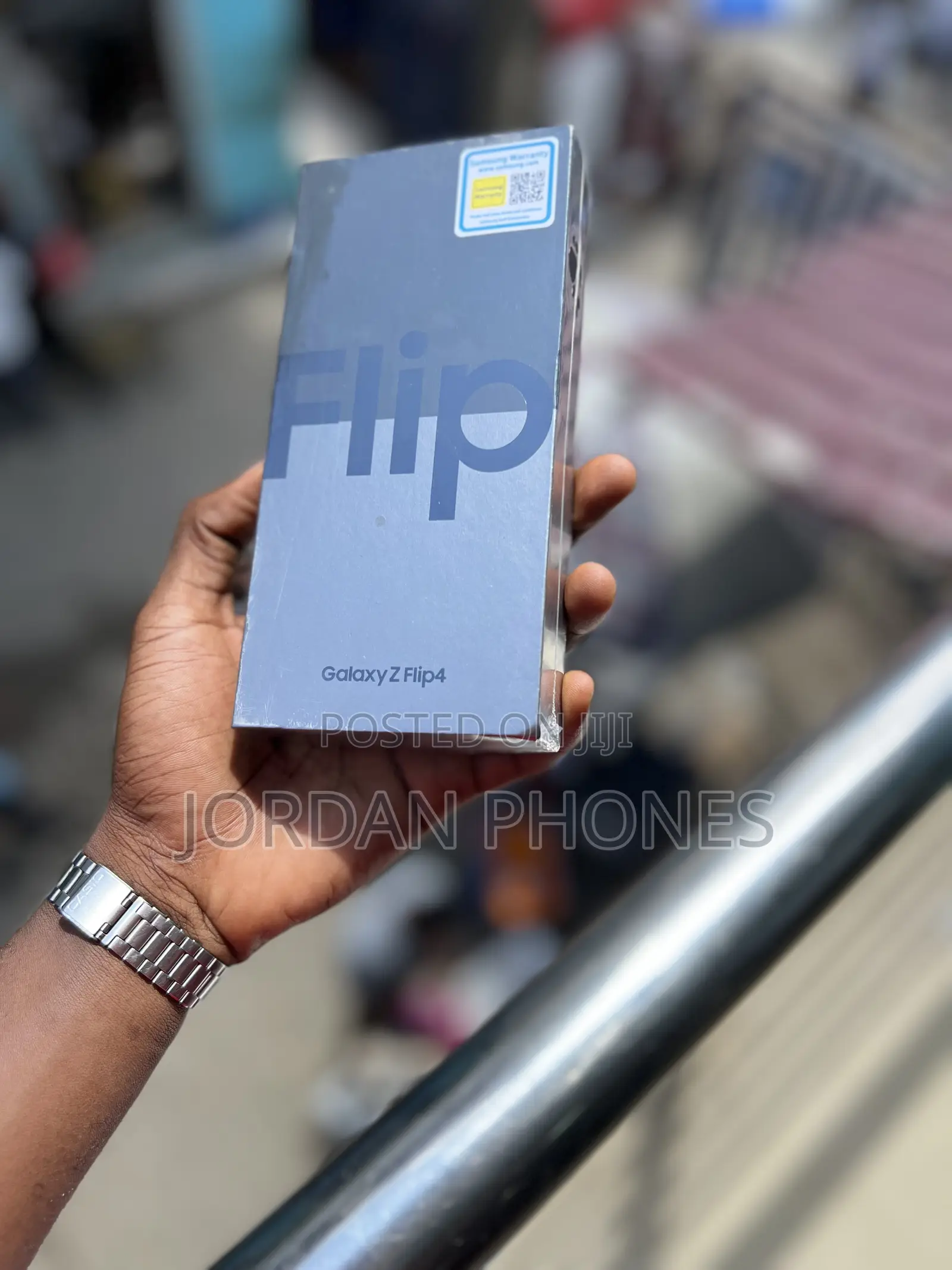 New Samsung Galaxy Z Flip4 256 GB Black