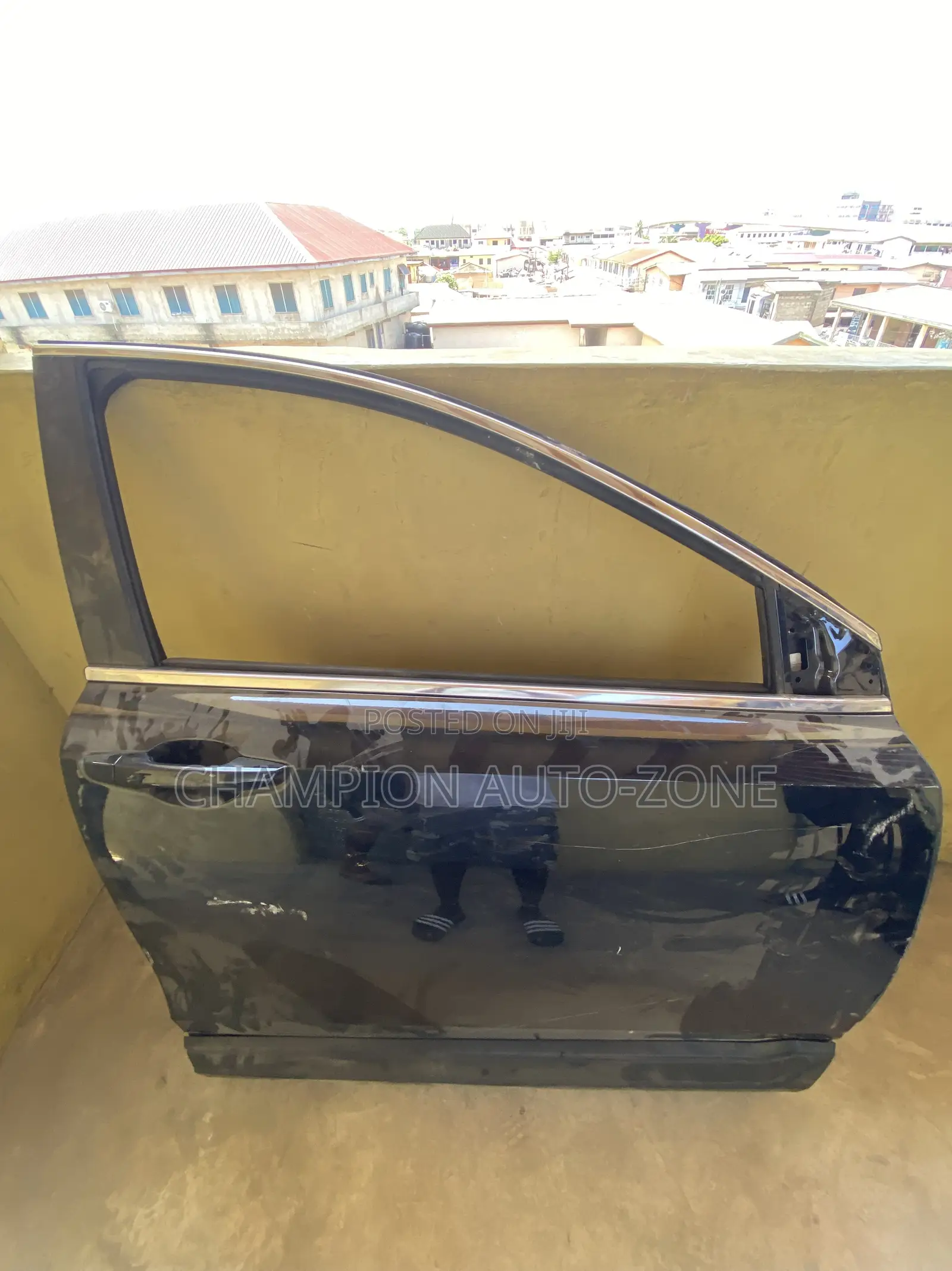 Cr-v 2017-2018-2019-2020-2021-2022 Front Door Complete