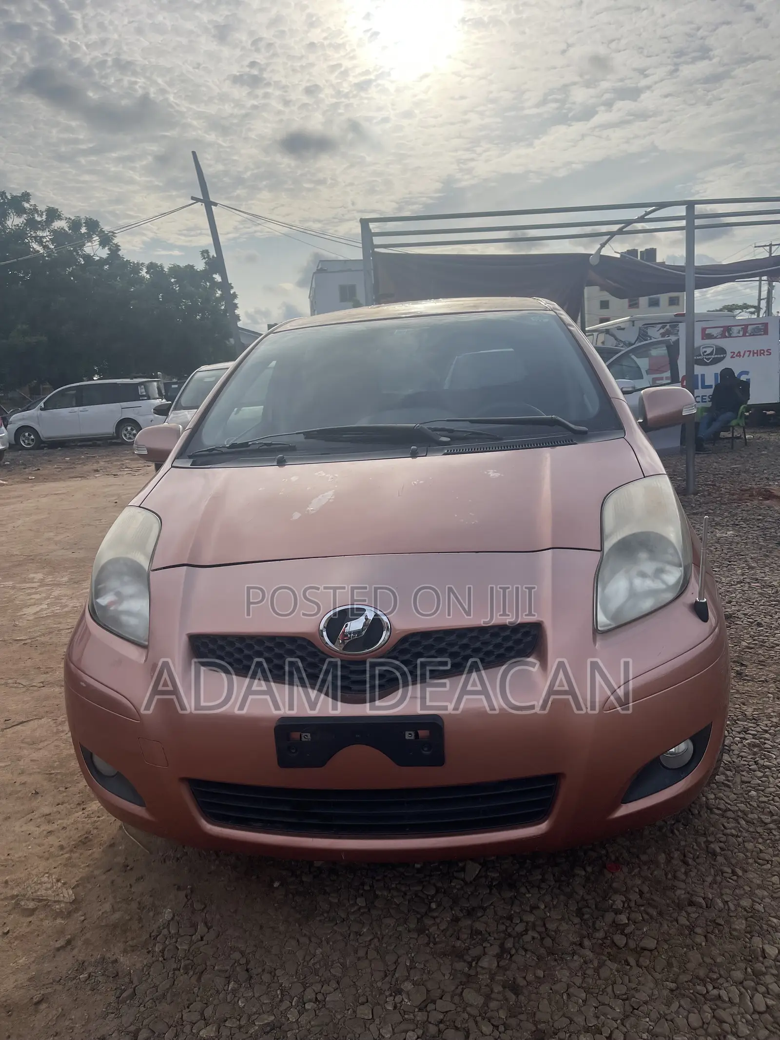 Toyota Vitz 2010