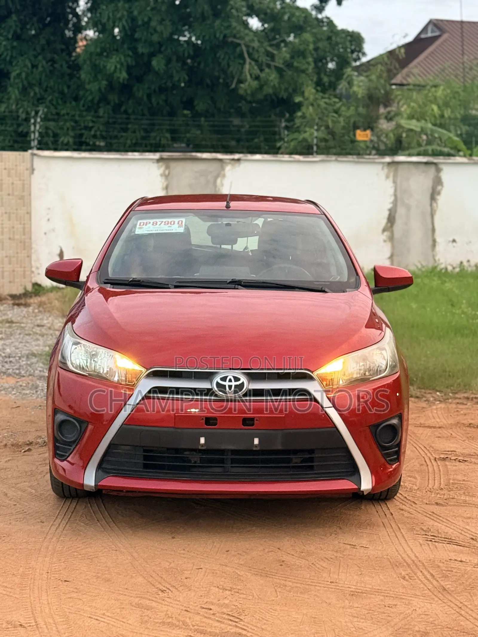 Toyota Yaris 2015 Red