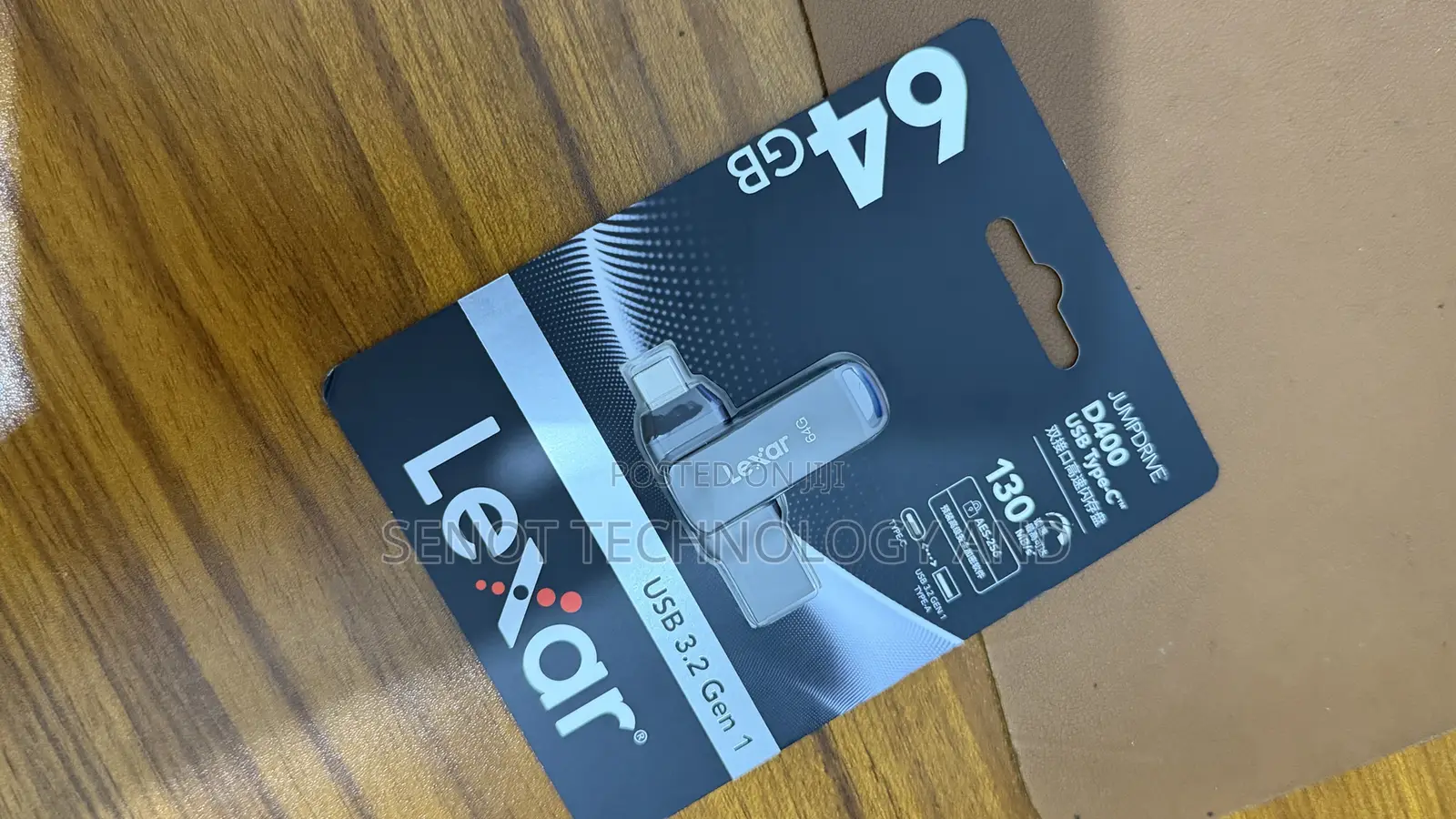 Lexar Pendrive D400