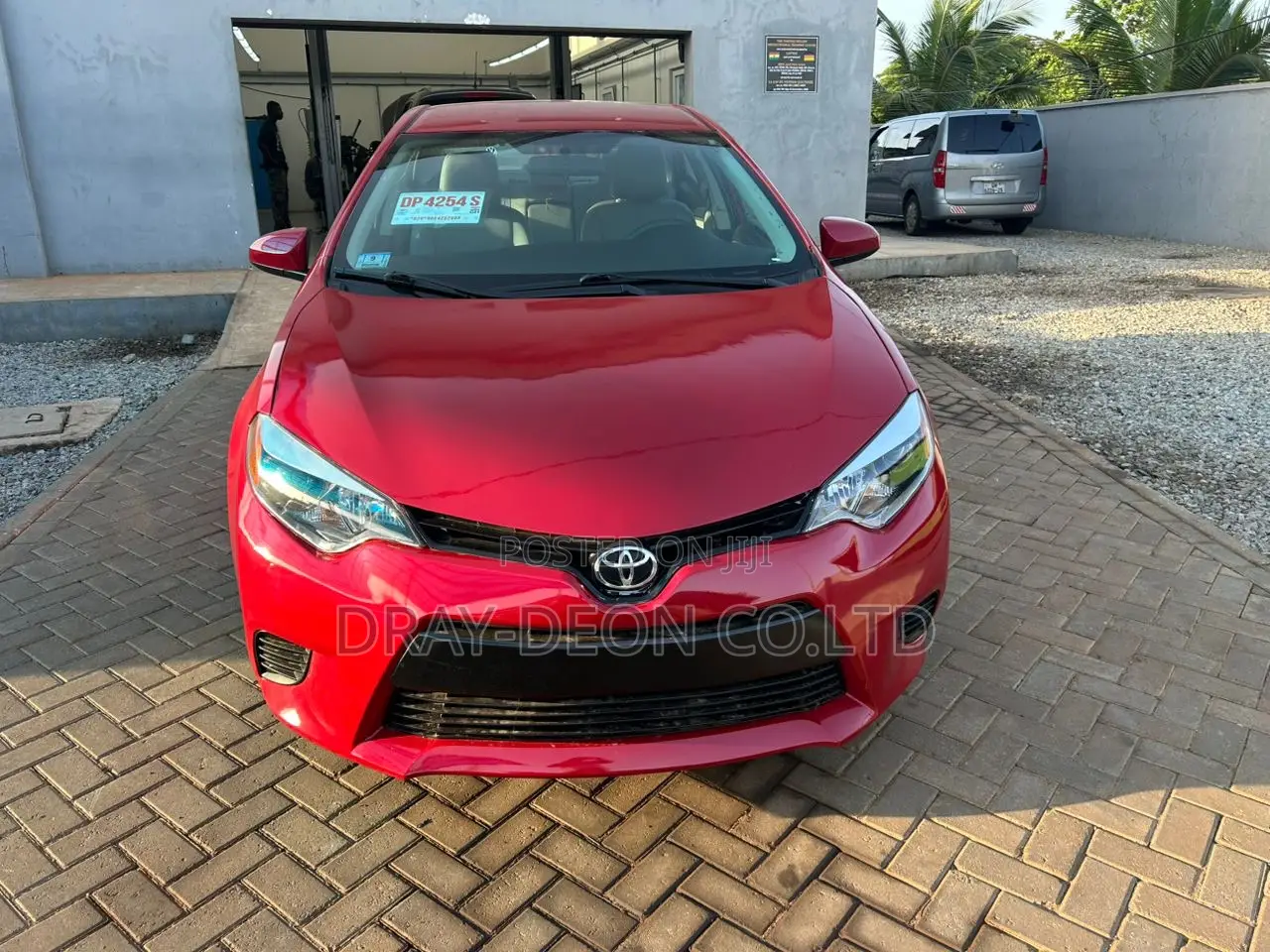 Toyota Corolla LE 4dr Sedan (1.8L 4cyl CVT) 2016 Red