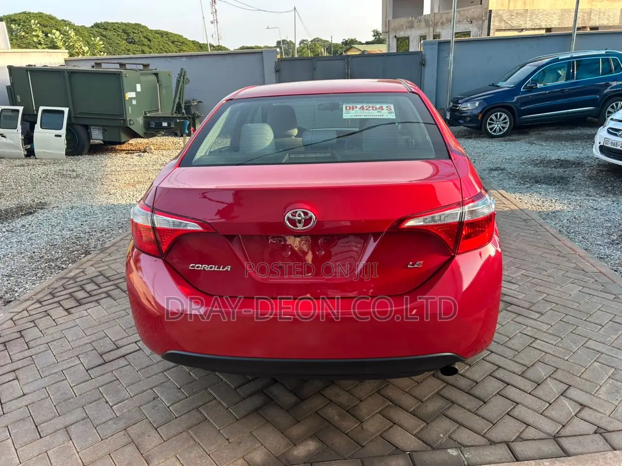 Toyota Corolla LE 4dr Sedan (1.8L 4cyl CVT) 2016 Red