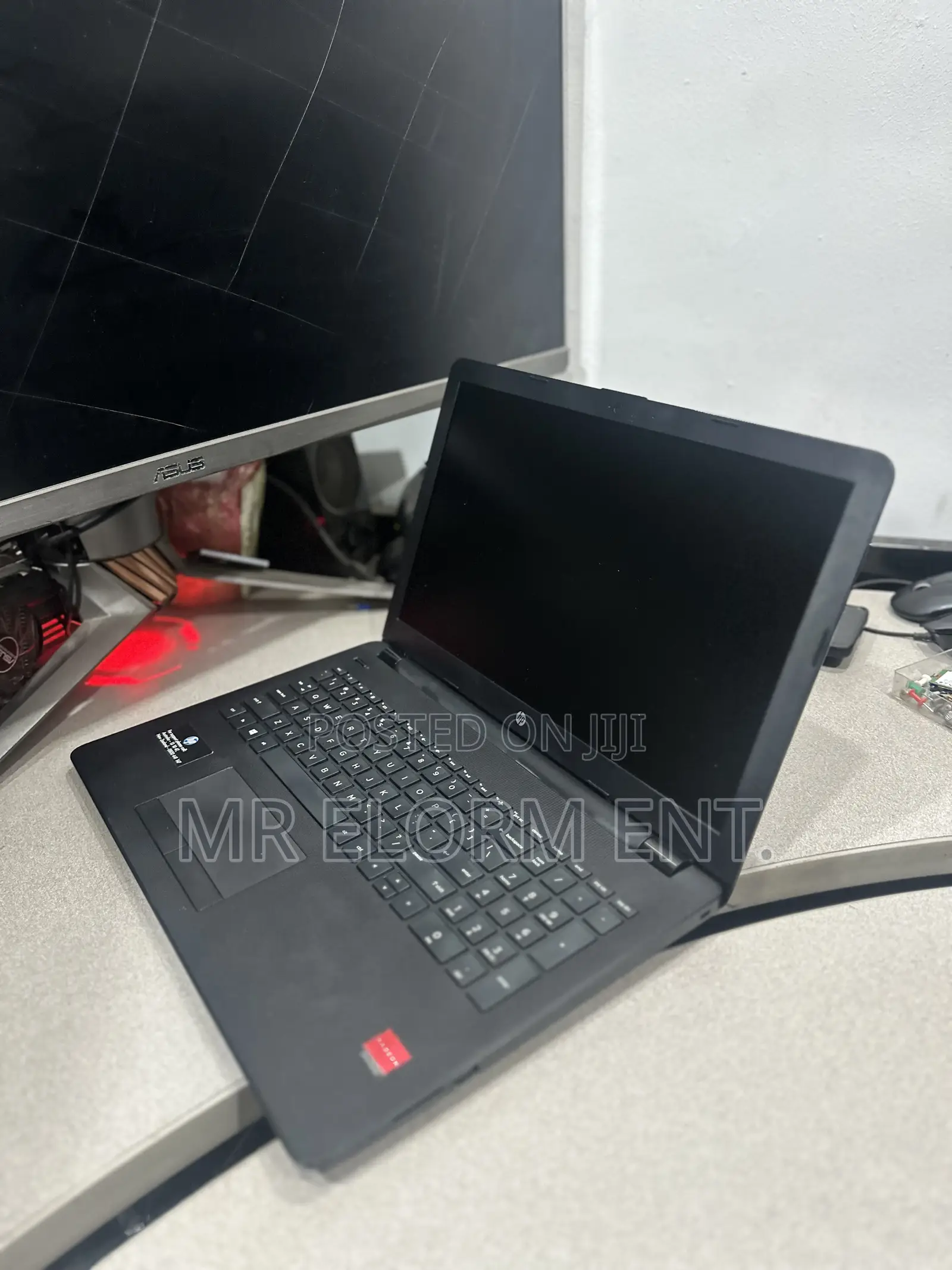 Laptop HP 15-dy1031wm 8GB AMD HDD 2T