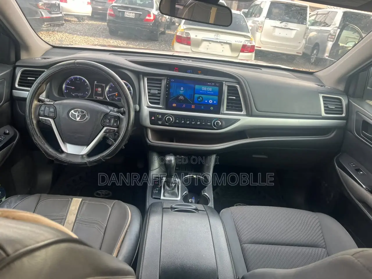 Toyota Highlander LE 2019