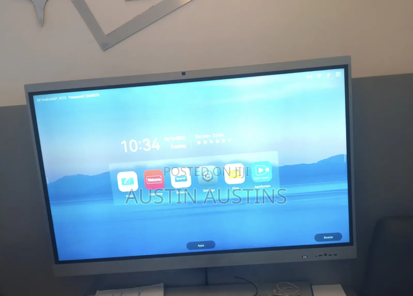 Not in Box 55 Inches Interactive Display Screen Board With Webcam