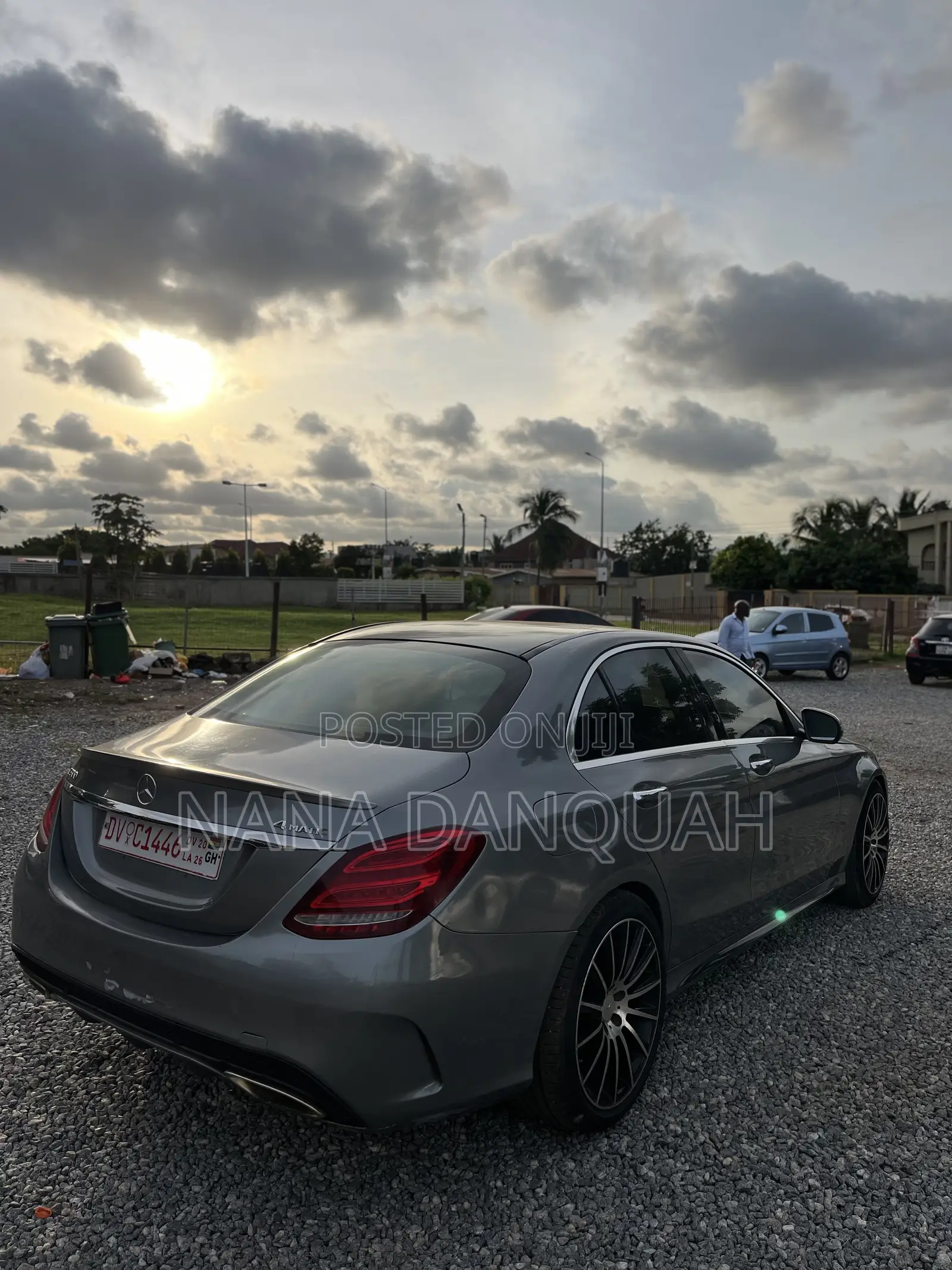 Mercedes-Benz C300 Base 4Matic Sedan AWD (2.0L 4cyl 7A) 2016 Gray
