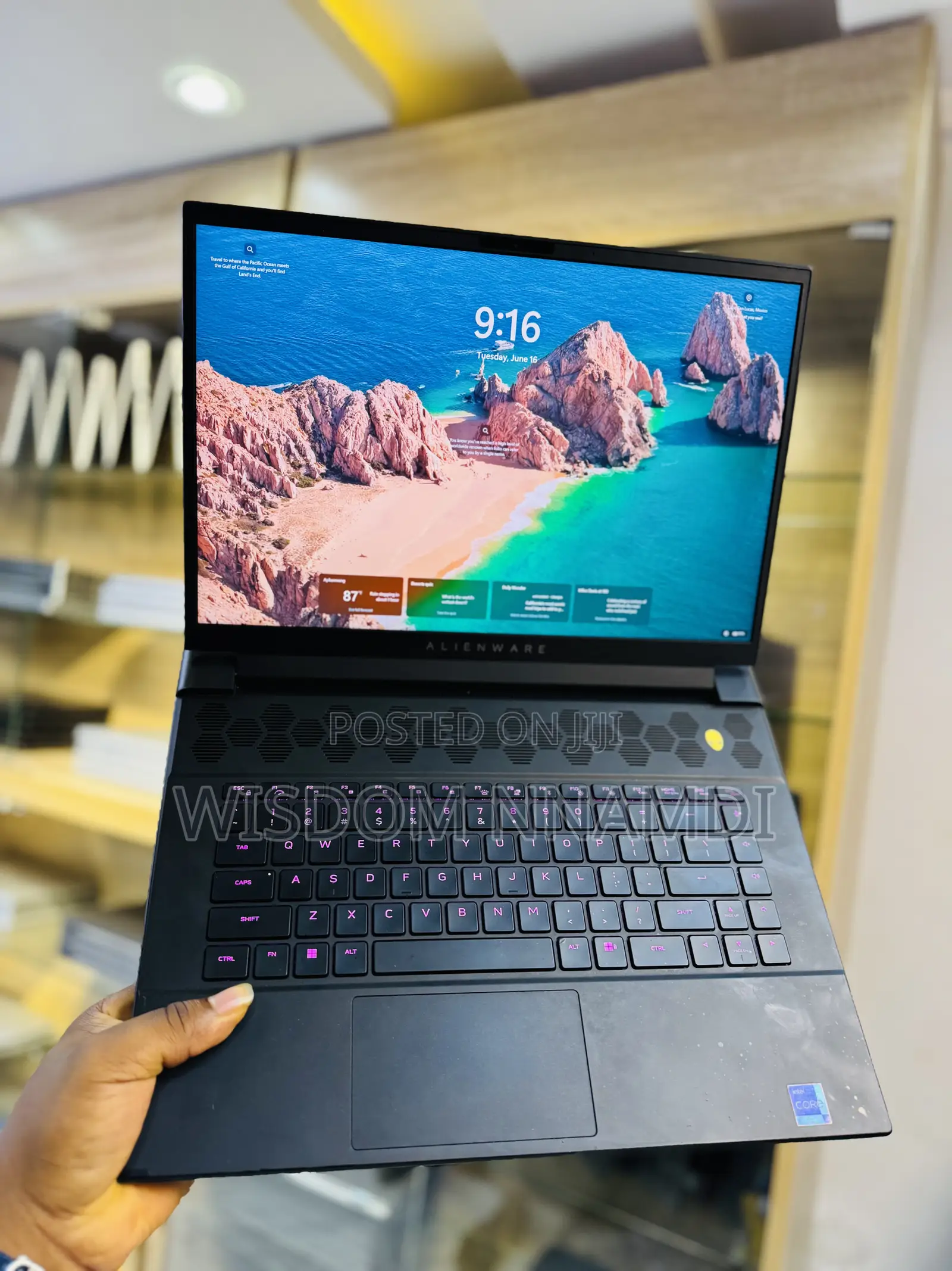 Laptop Dell Allienware M18 R1 16GB Intel Core i9 SSD 1T