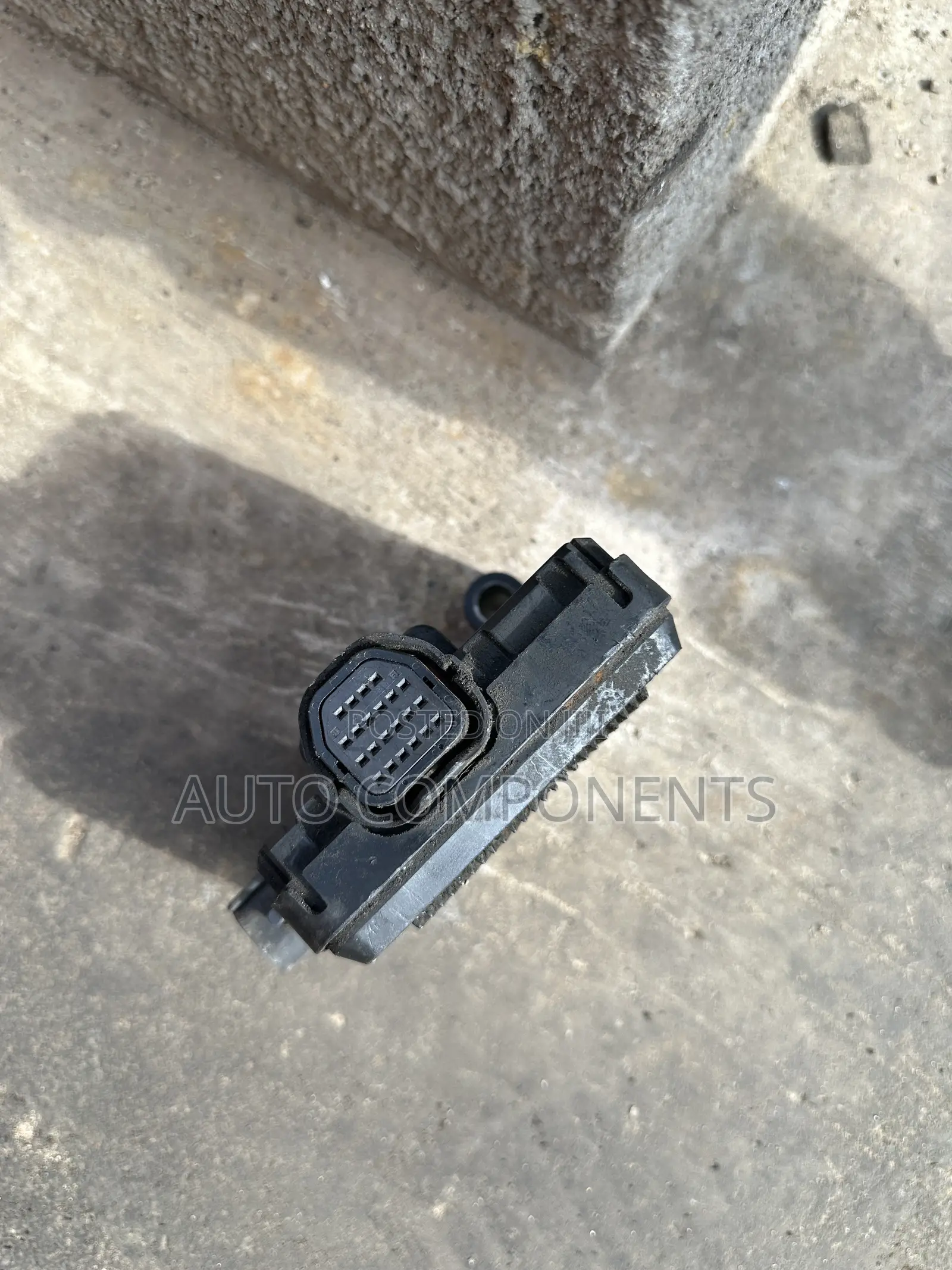 Toyota Camry 2010 Gearbox / Transmission Control Unit - TCM (22 Pins)
