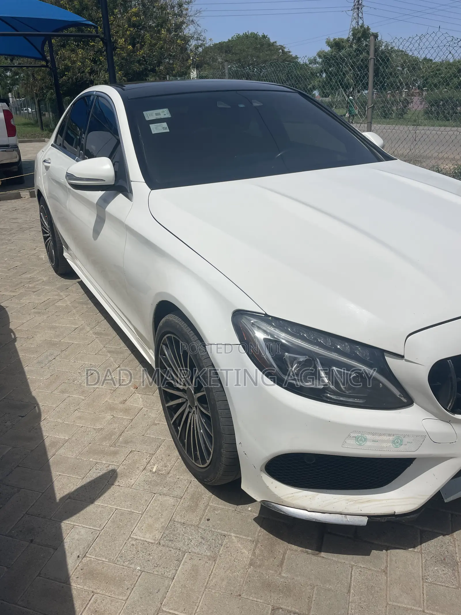 Mercedes-Benz C300 Base 4Matic Sedan AWD (2.0L 4cyl 7A) 2016 White
