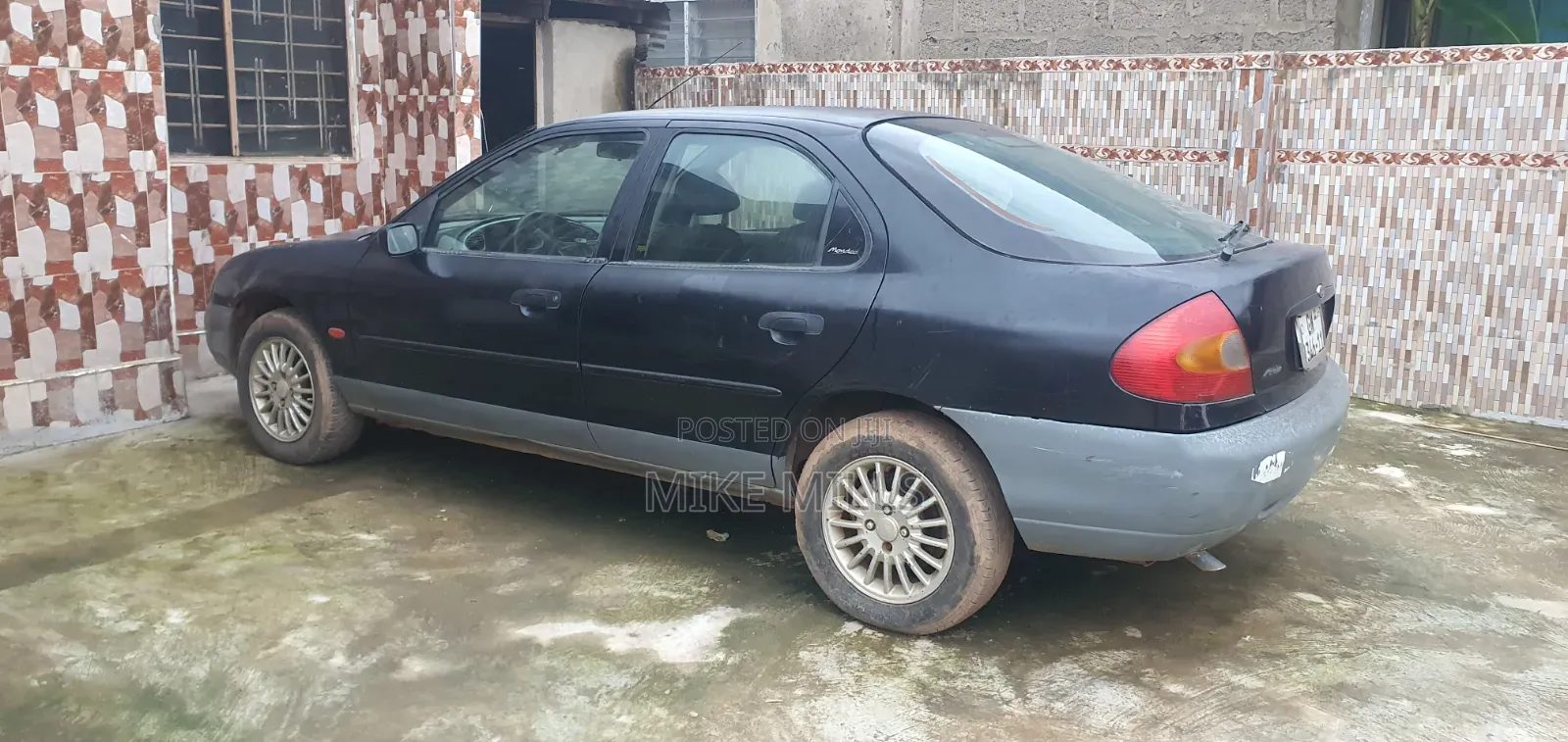 Ford Mondeo ST 200 1999 Black