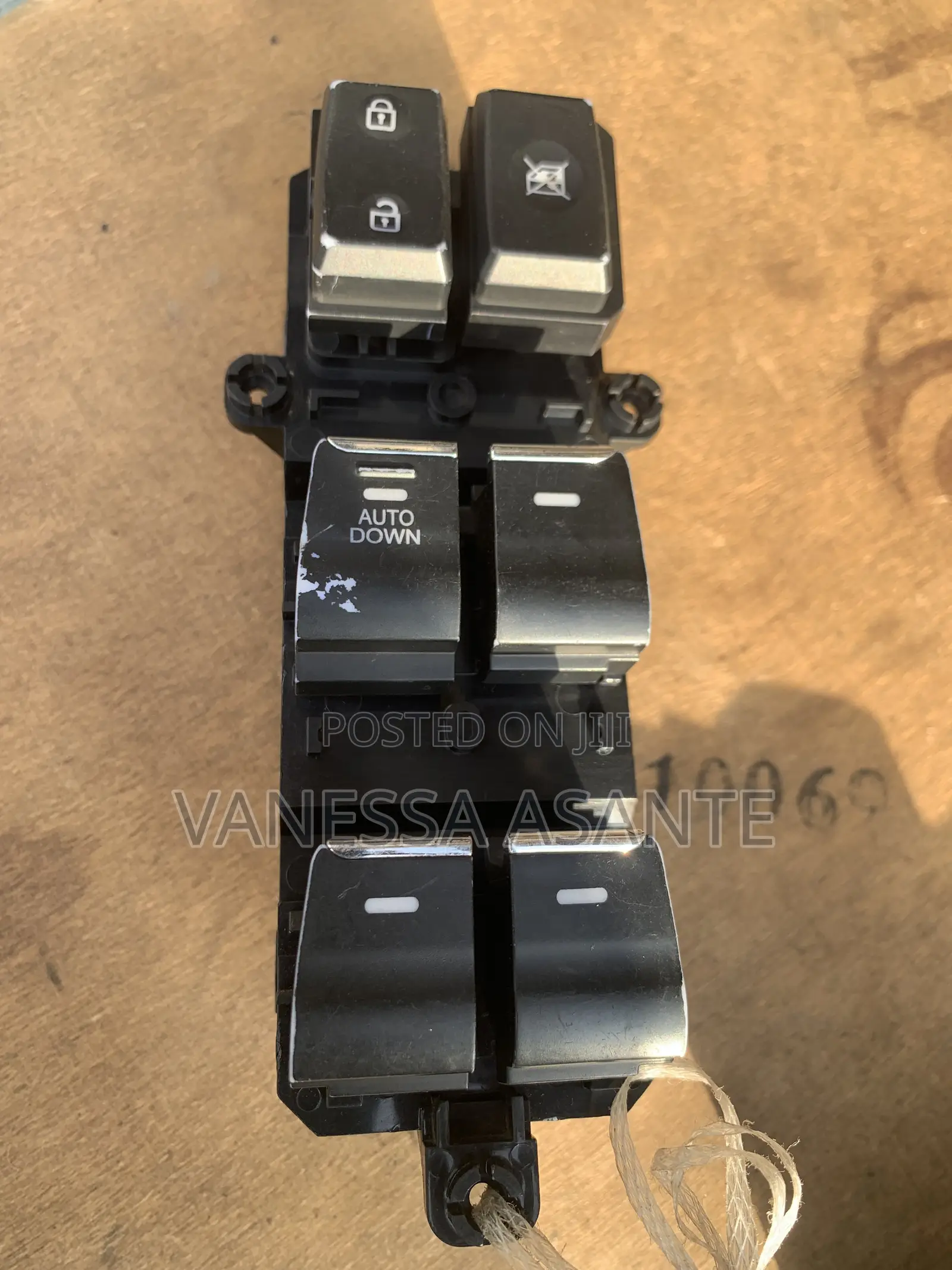 Hyundai Tucson 2017 Door Switch
