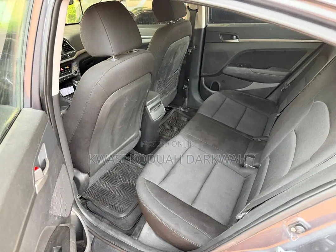 Hyundai Elantra Limited 2018 Gray