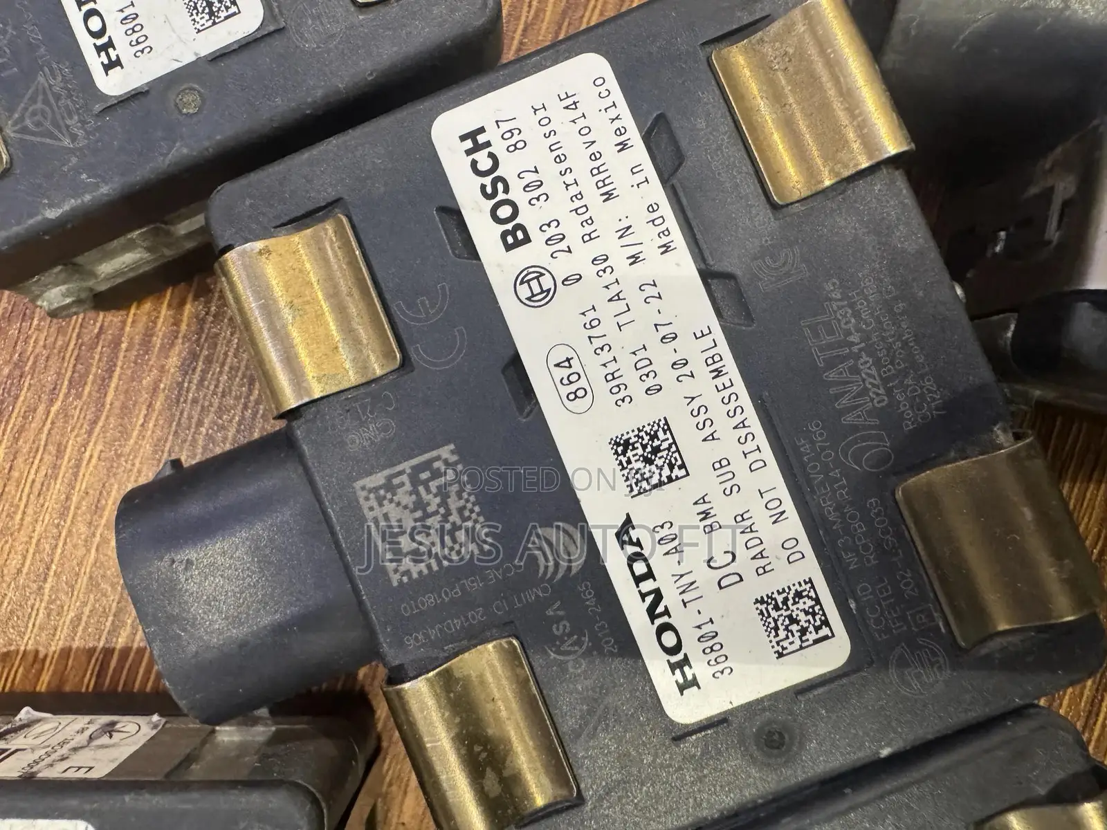 2017-2022 Honda CRV Front Radar Distance Sensor (36801-Tny-A03)