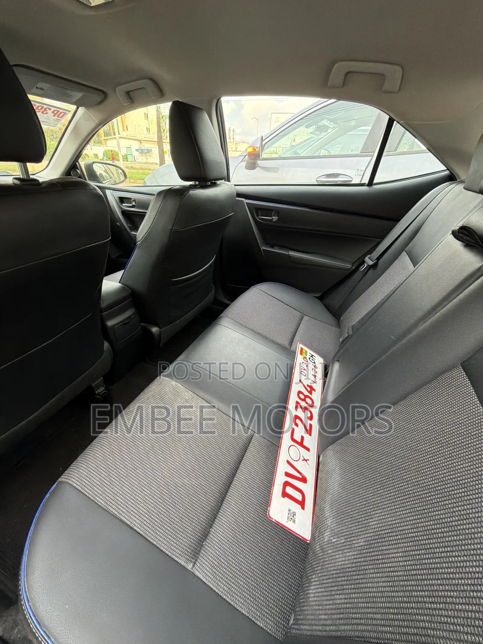 Toyota Corolla SE 4dr Sedan (1.8L 4cyl CVT) 2017 Black