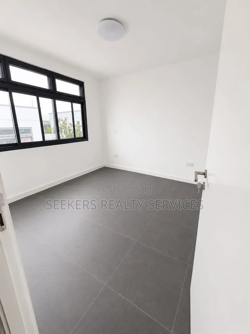 2bdrm Townhouse / Terrace in Seekers Realty, Oyarifa Mall Area for rent