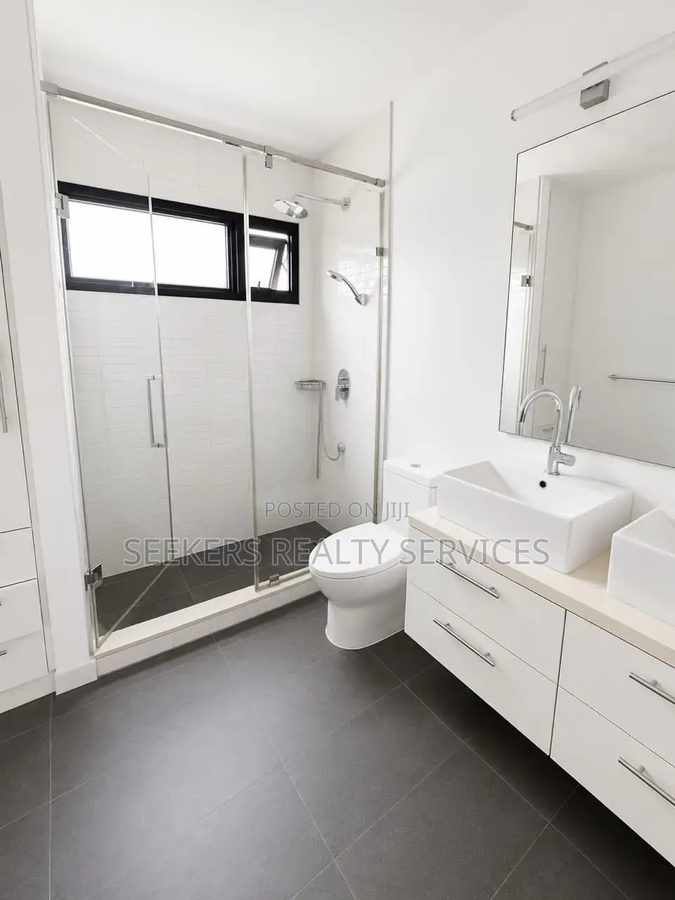 2bdrm Townhouse / Terrace in Seekers Realty, Oyarifa Mall Area for rent