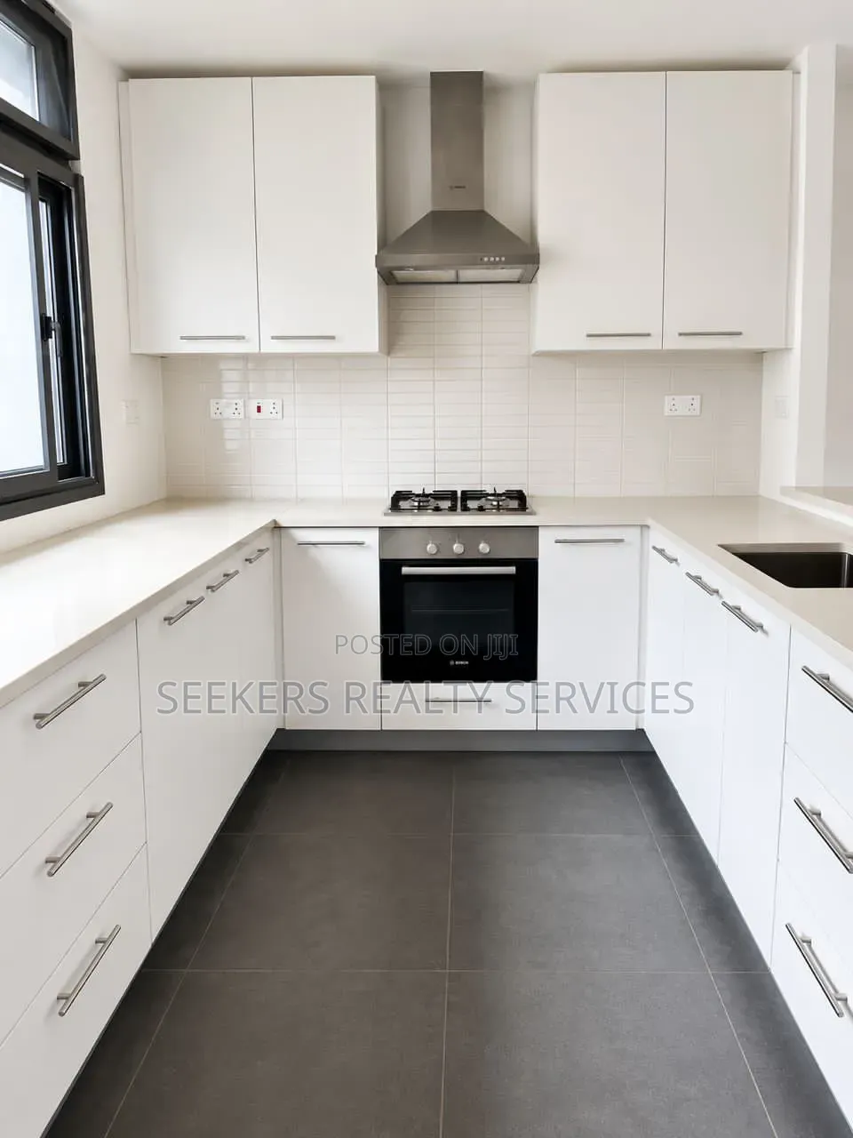 2bdrm Townhouse / Terrace in Seekers Realty, Oyarifa Mall Area for rent