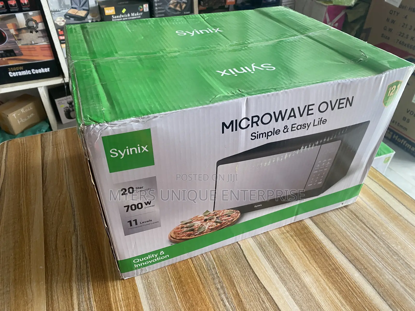 Syinix 700w Digital Microwave Oven 20l-Black Mirror Door